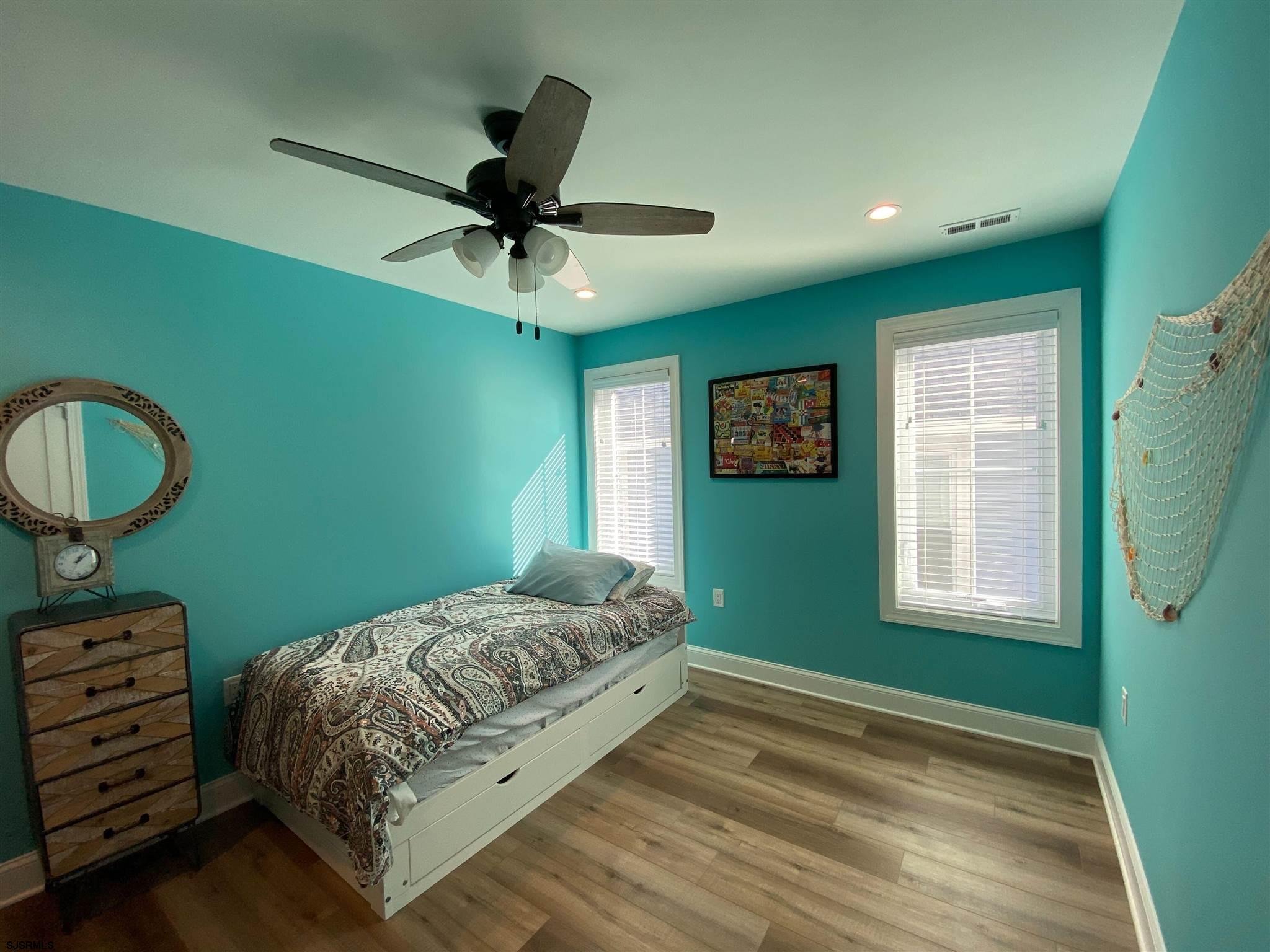 Ventnor, New Jersey 08406, United States, 3 Bedrooms Bedrooms, ,3 BathroomsBathrooms,Residential,Active,130800