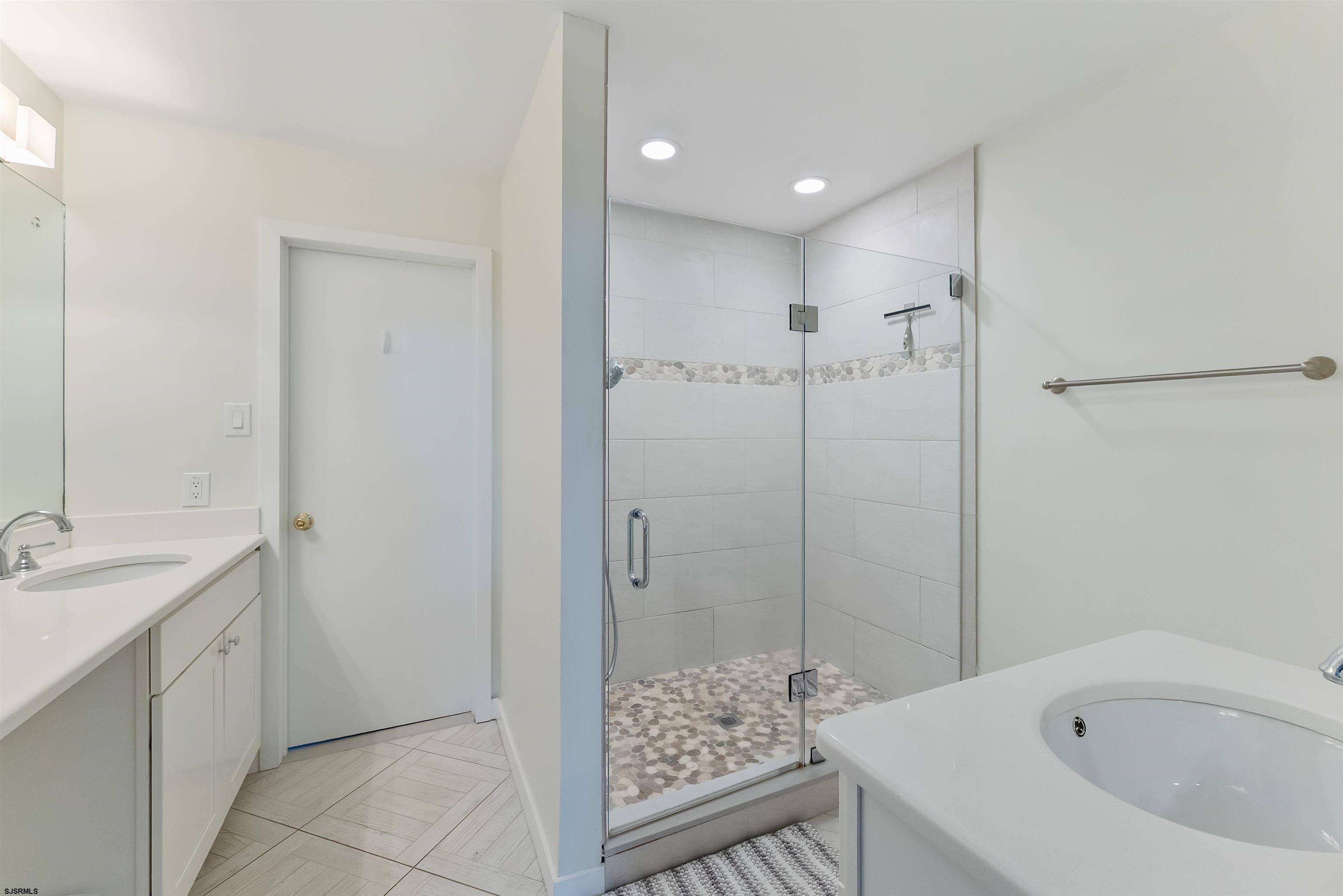 Ocean City, New Jersey 08226, United States, 3 Bedrooms Bedrooms, ,3 BathroomsBathrooms,Residential,Active,253560