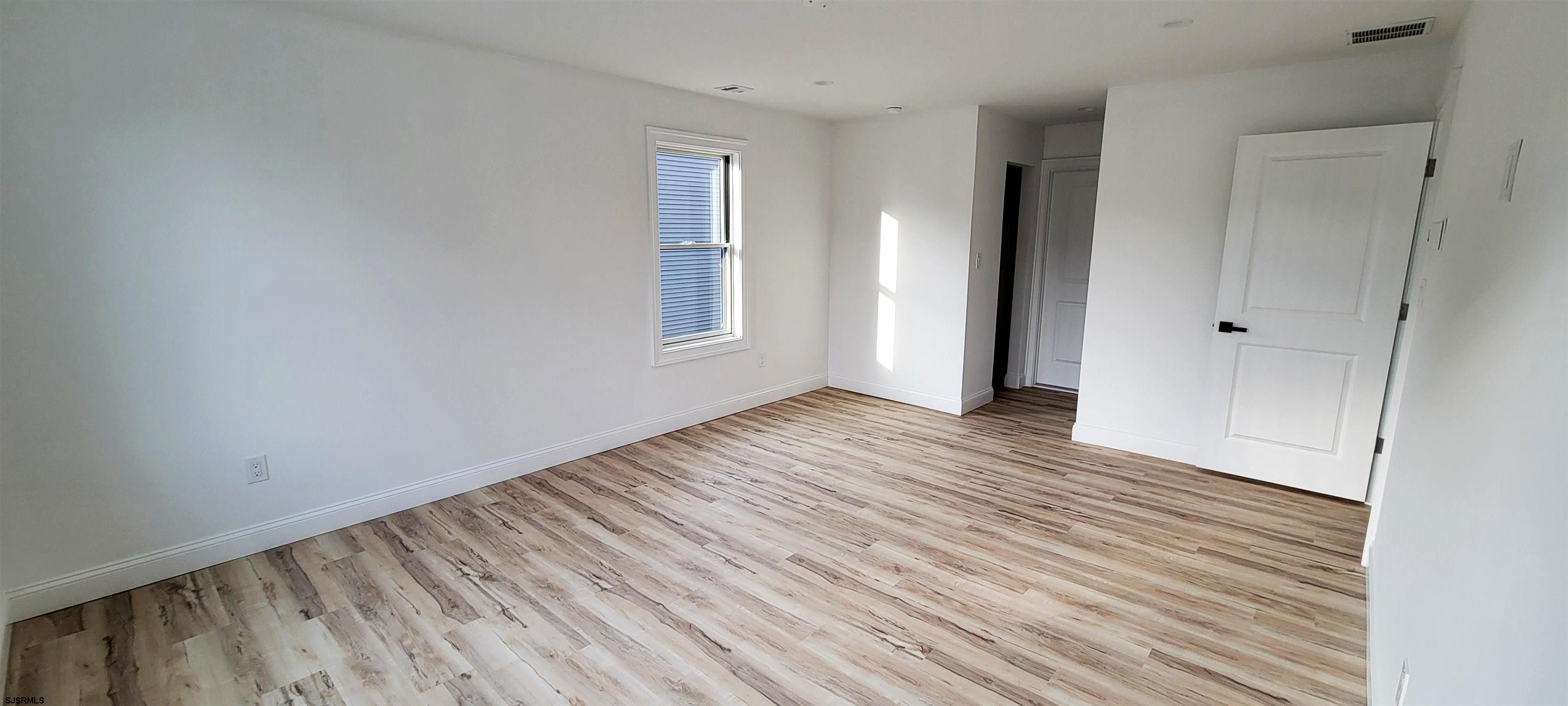 Egg Harbor Township, New Jersey 08234, United States, 4 Bedrooms Bedrooms, ,3 BathroomsBathrooms,Residential,Pending,41670