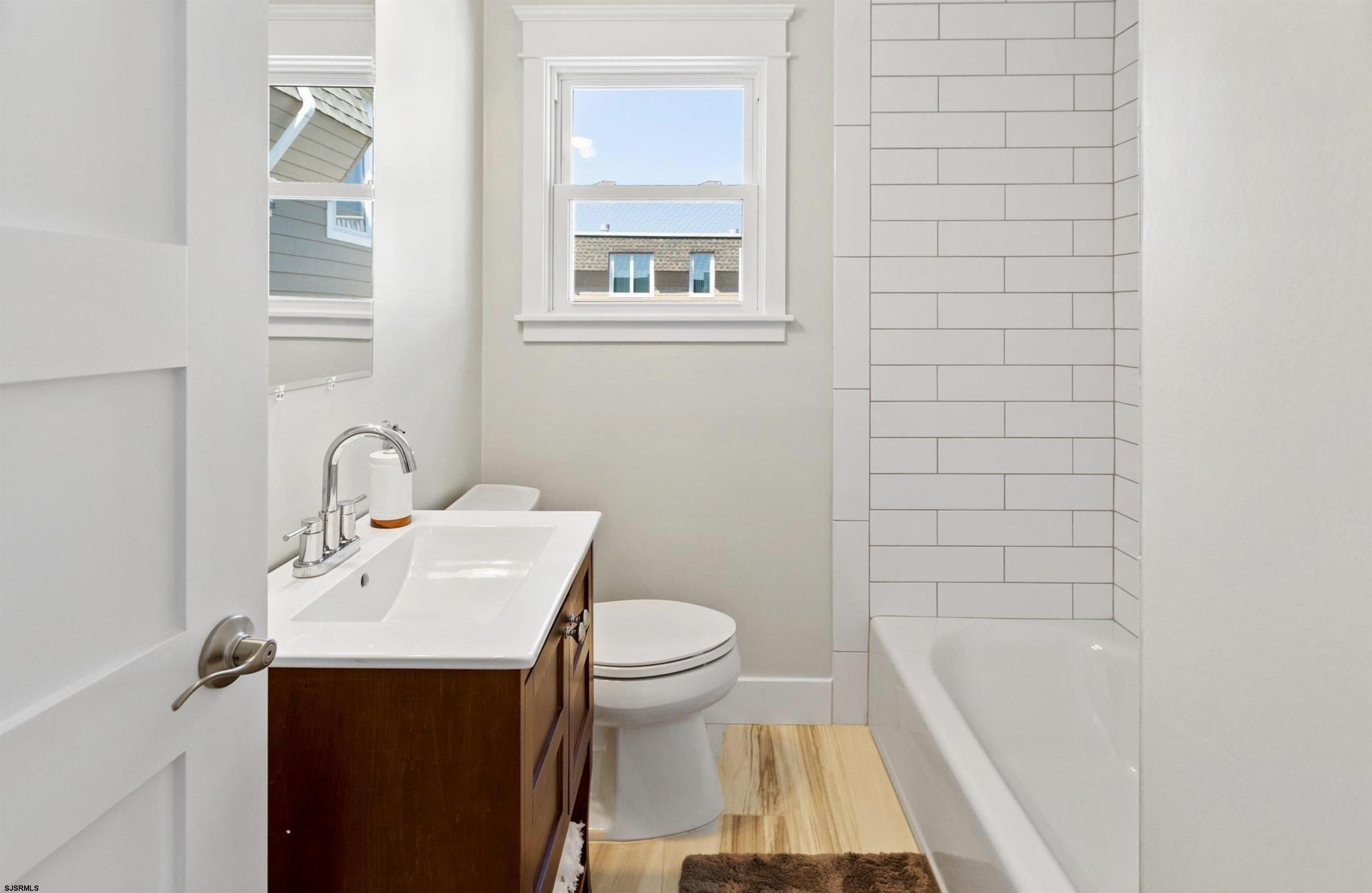 Ocean City, New Jersey 08226, United States, 3 Bedrooms Bedrooms, ,2 BathroomsBathrooms,Residential,Pending,187288