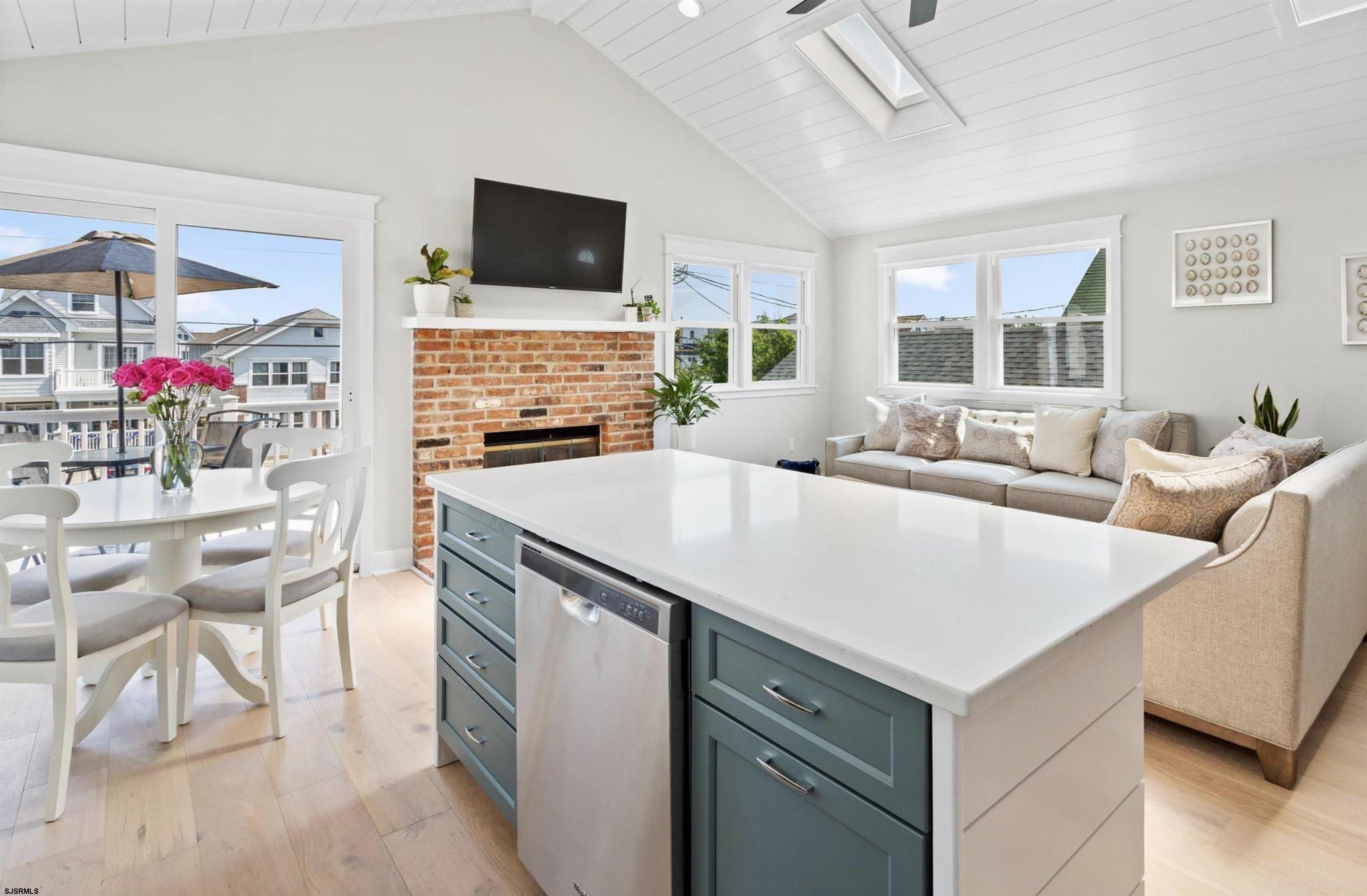 Ocean City, New Jersey 08226, United States, 3 Bedrooms Bedrooms, ,2 BathroomsBathrooms,Residential,Pending,187288