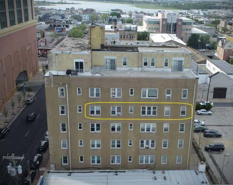 Condo For Sale - 37 S Iowa Ave #5B<br/> Atlantic City, NJ 08401
