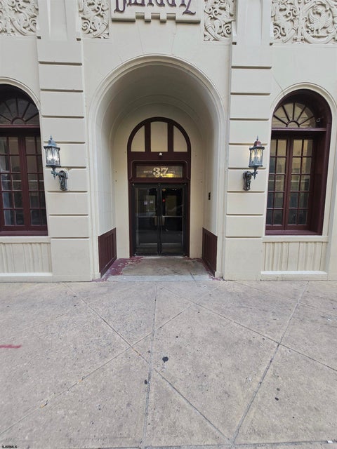 Condo For Sale - 37 S Iowa Ave #5B<br/> Atlantic City, NJ 08401