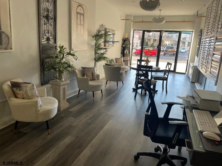 Atlantic City, New Jersey 08401, United States, 1 Bedroom Bedrooms, ,1 BathroomBathrooms,Residential,Active,9981