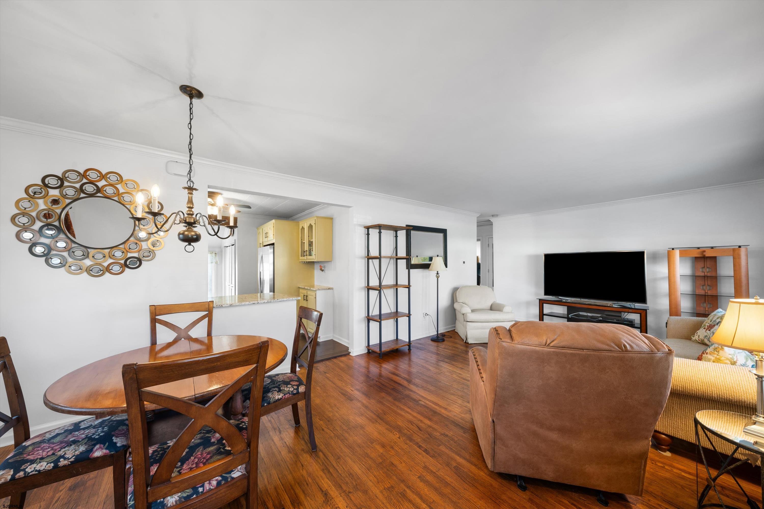 Somers Point, New Jersey 08244, United States, 3 Bedrooms Bedrooms, ,2 BathroomsBathrooms,Residential,Active,241803