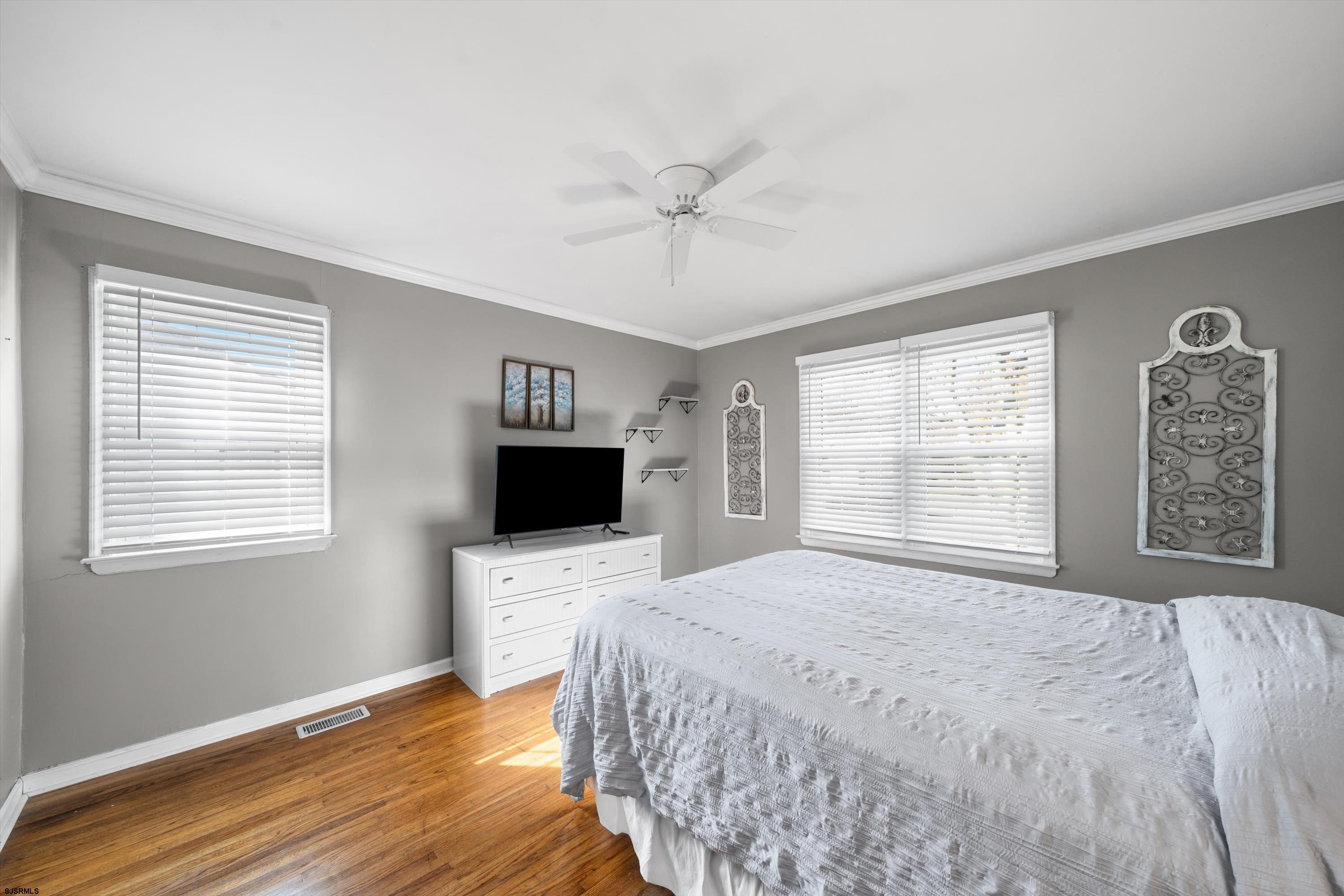 Somers Point, New Jersey 08244, United States, 3 Bedrooms Bedrooms, ,2 BathroomsBathrooms,Residential,Active,241803