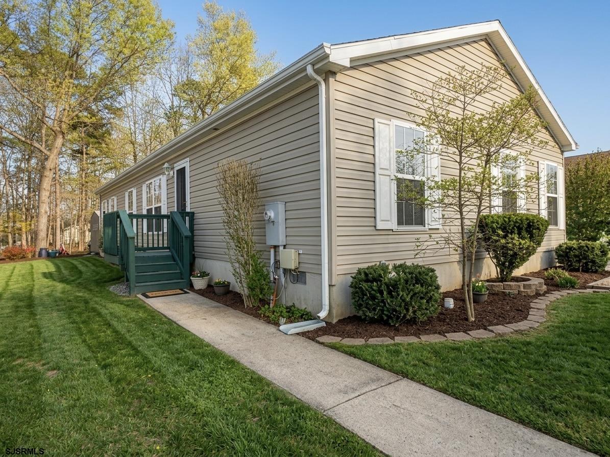 Photo 1 of 14 — 44 Redwood Dr, Hamilton Township, NJ 08330