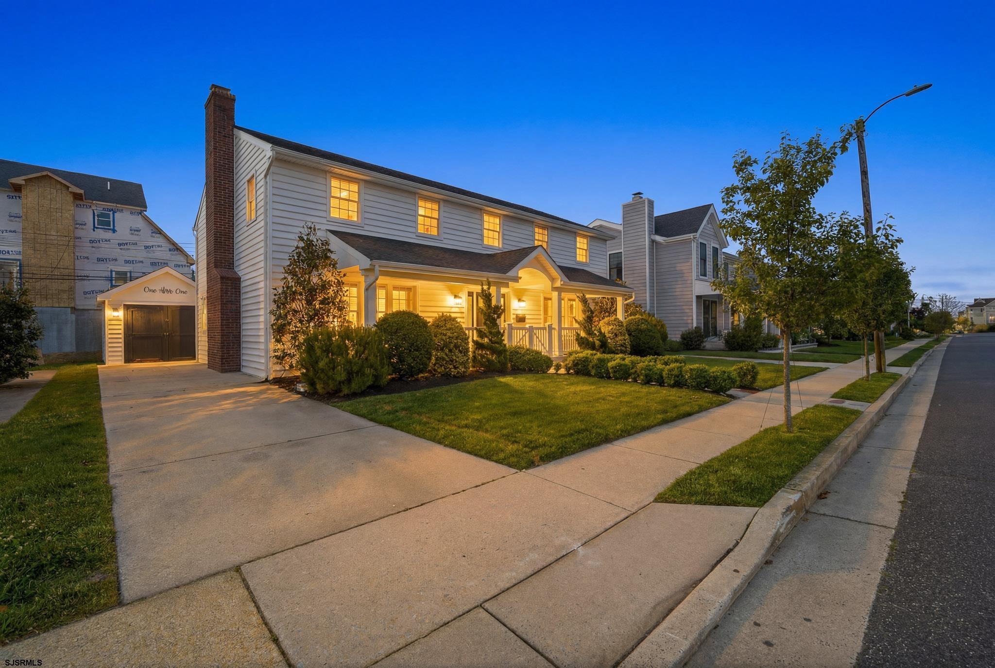 407 N Douglas Ave