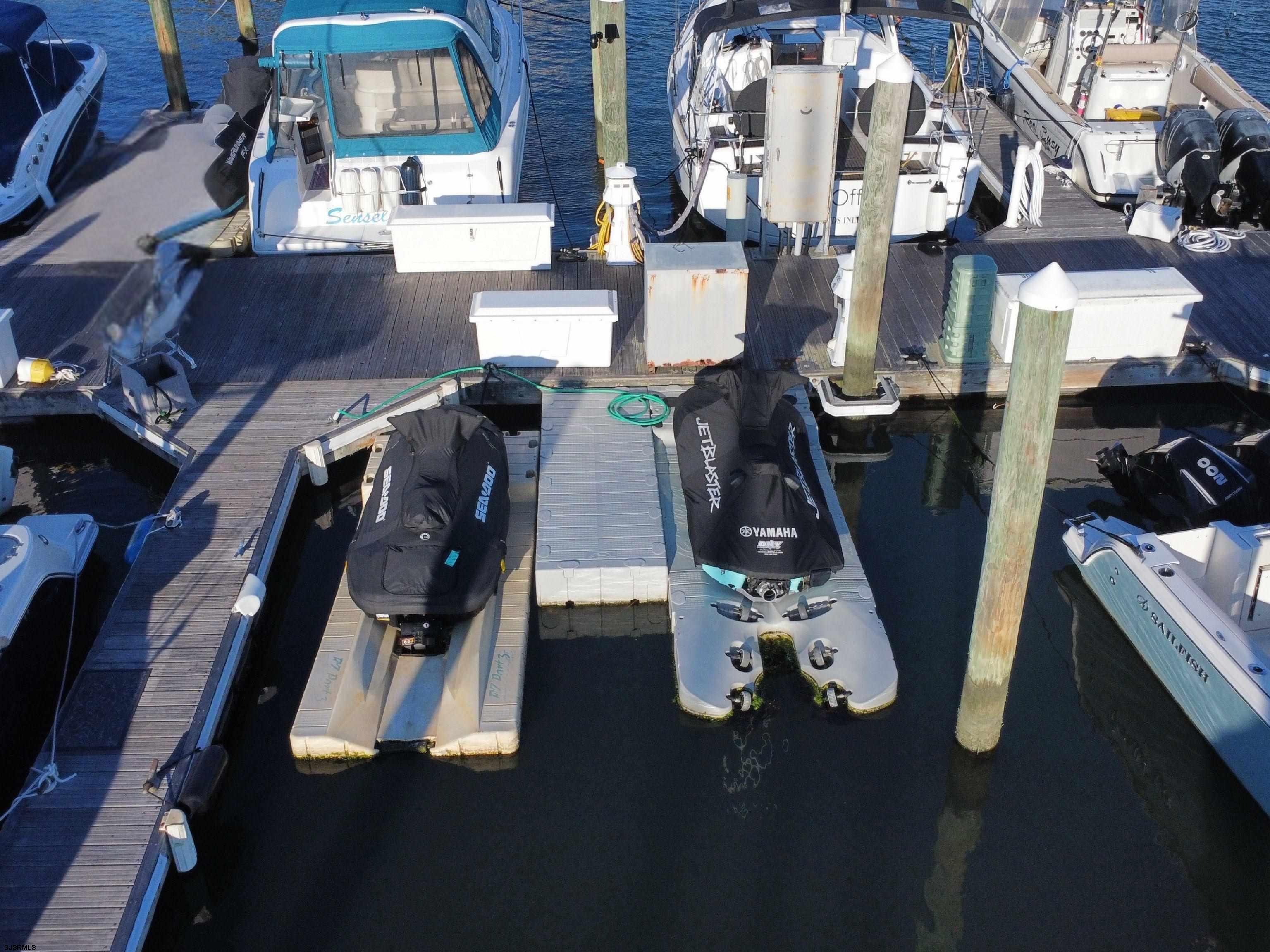 303 Longport H-21 (BOAT SLIP)