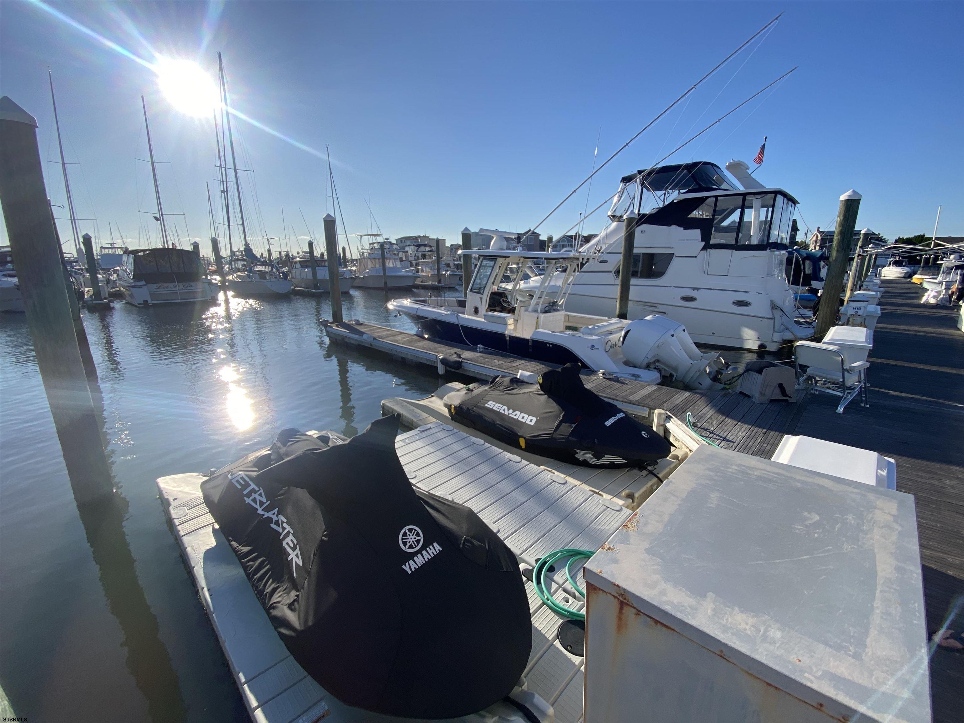 303 Longport H-21 (BOAT SLIP)