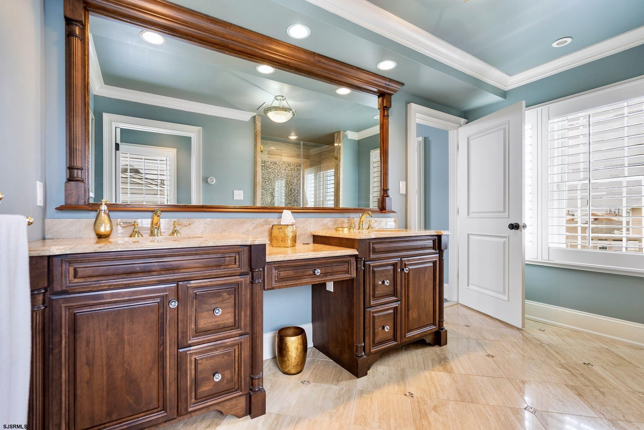 Ocean City, New Jersey 08226, United States, 5 Bedrooms Bedrooms, ,5 BathroomsBathrooms,Residential,Pending,30052