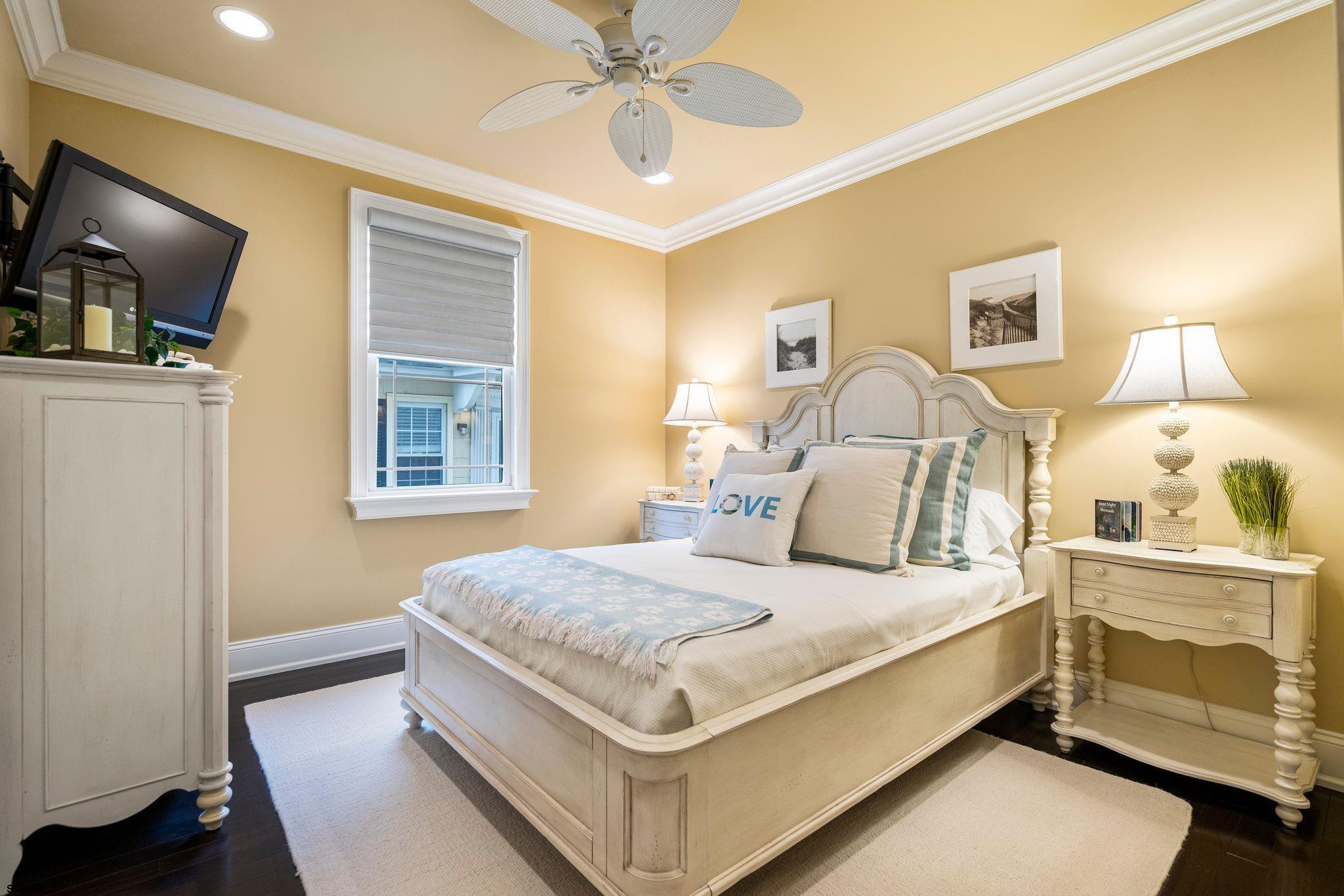 Ocean City, New Jersey 08226, United States, 5 Bedrooms Bedrooms, ,5 BathroomsBathrooms,Residential,Pending,30052