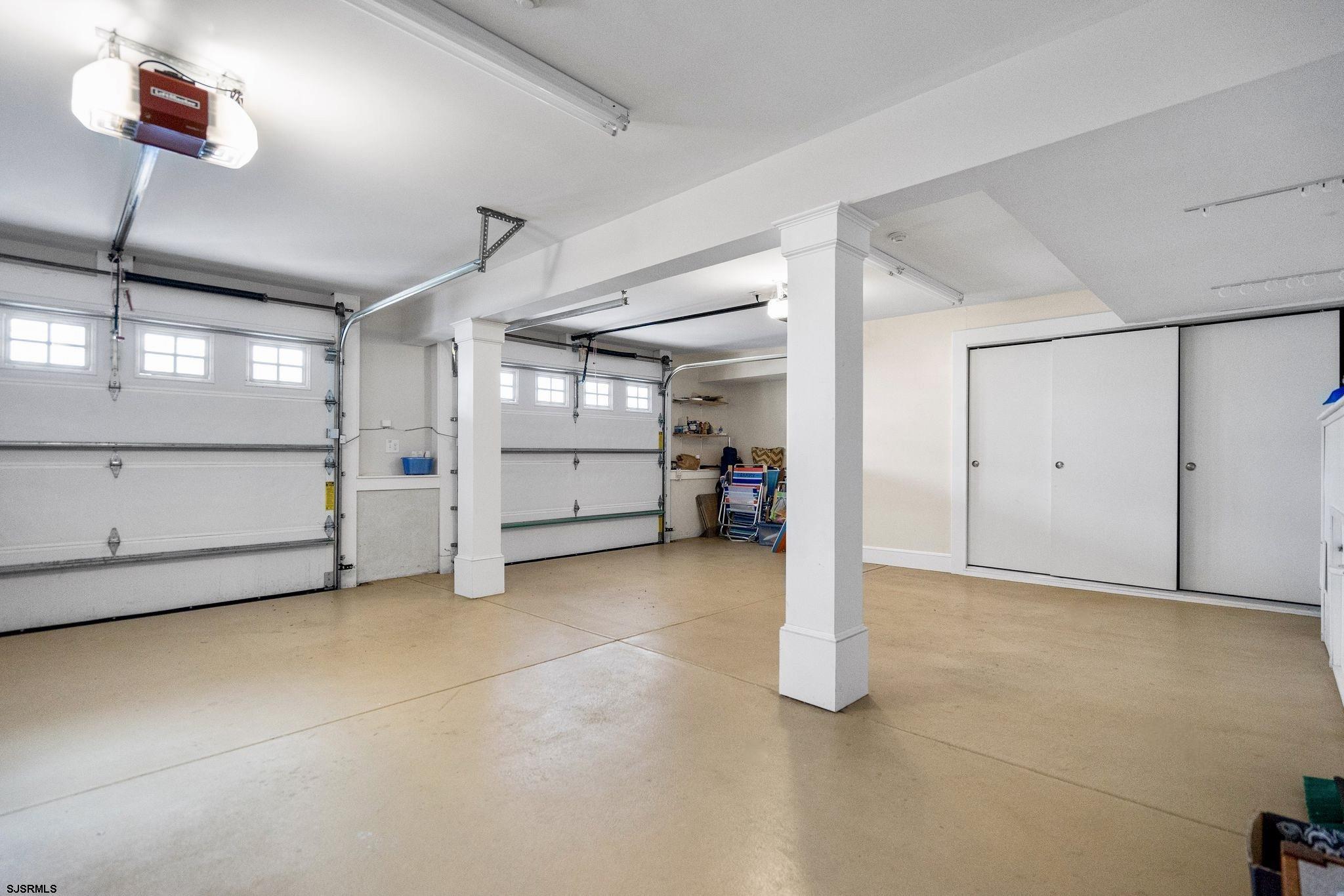 Ocean City, New Jersey 08226, United States, 5 Bedrooms Bedrooms, ,5 BathroomsBathrooms,Residential,Pending,30052