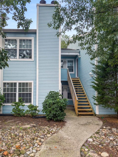 Condo For Rent - 621 E Lakefront Cir<br/> Smithville, NJ 08205