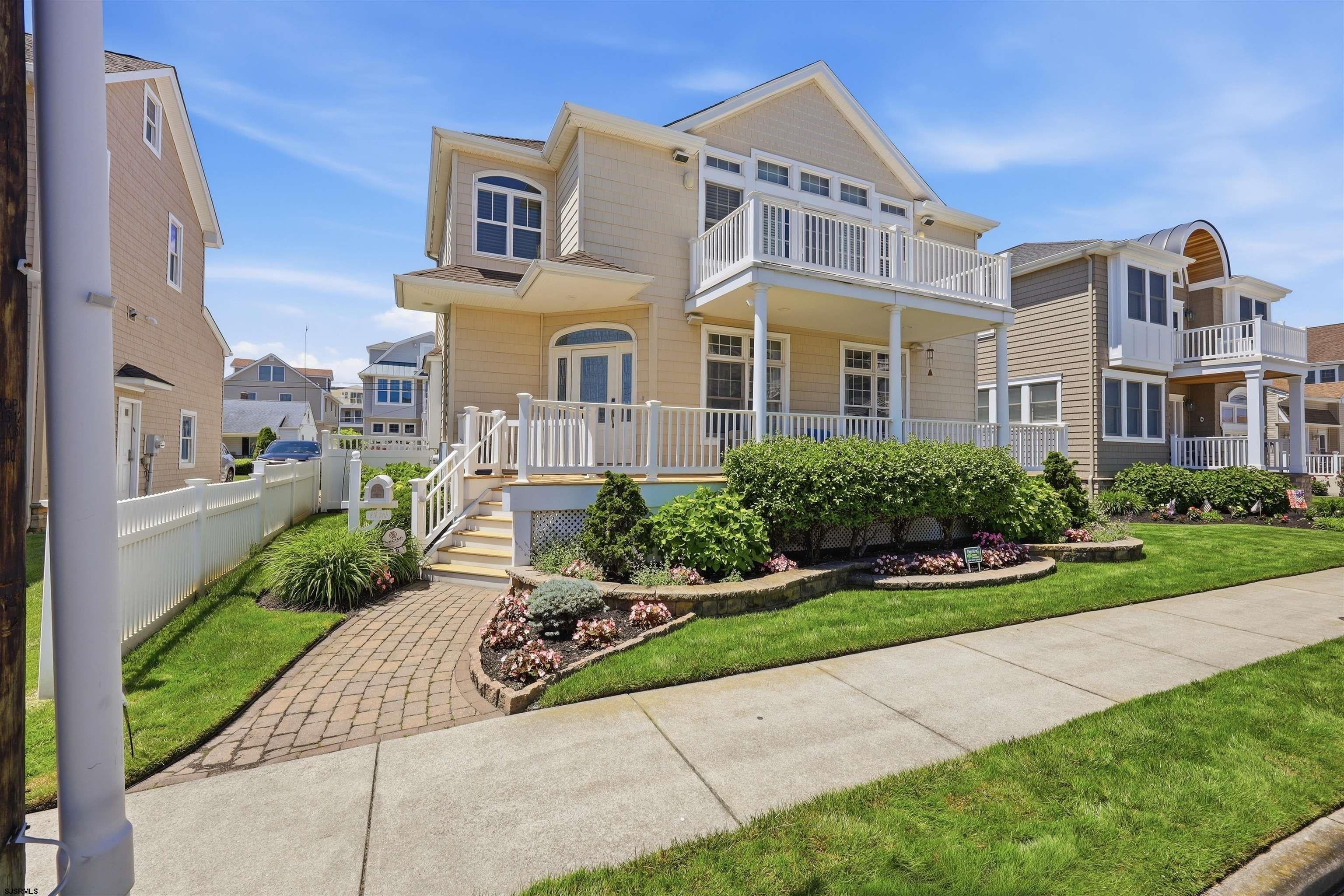 8 N 34th Ave