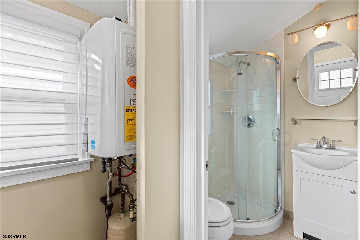 Ventnor, New Jersey 08406, United States, 3 Bedrooms Bedrooms, ,2 BathroomsBathrooms,Residential,Active,95946