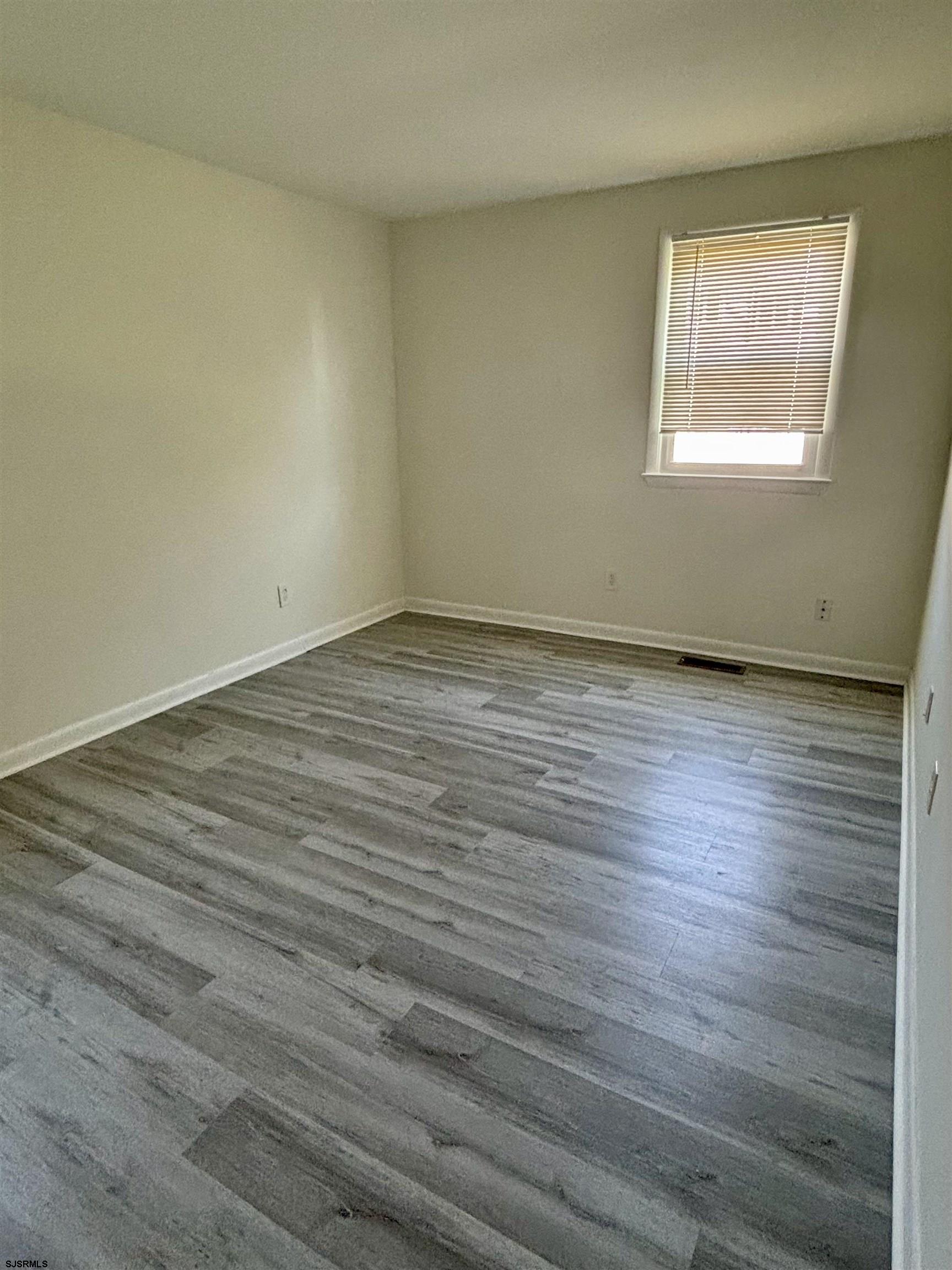 Ventnor, New Jersey 08406, United States, 3 Bedrooms Bedrooms, ,2 BathroomsBathrooms,Residential,Active,84305