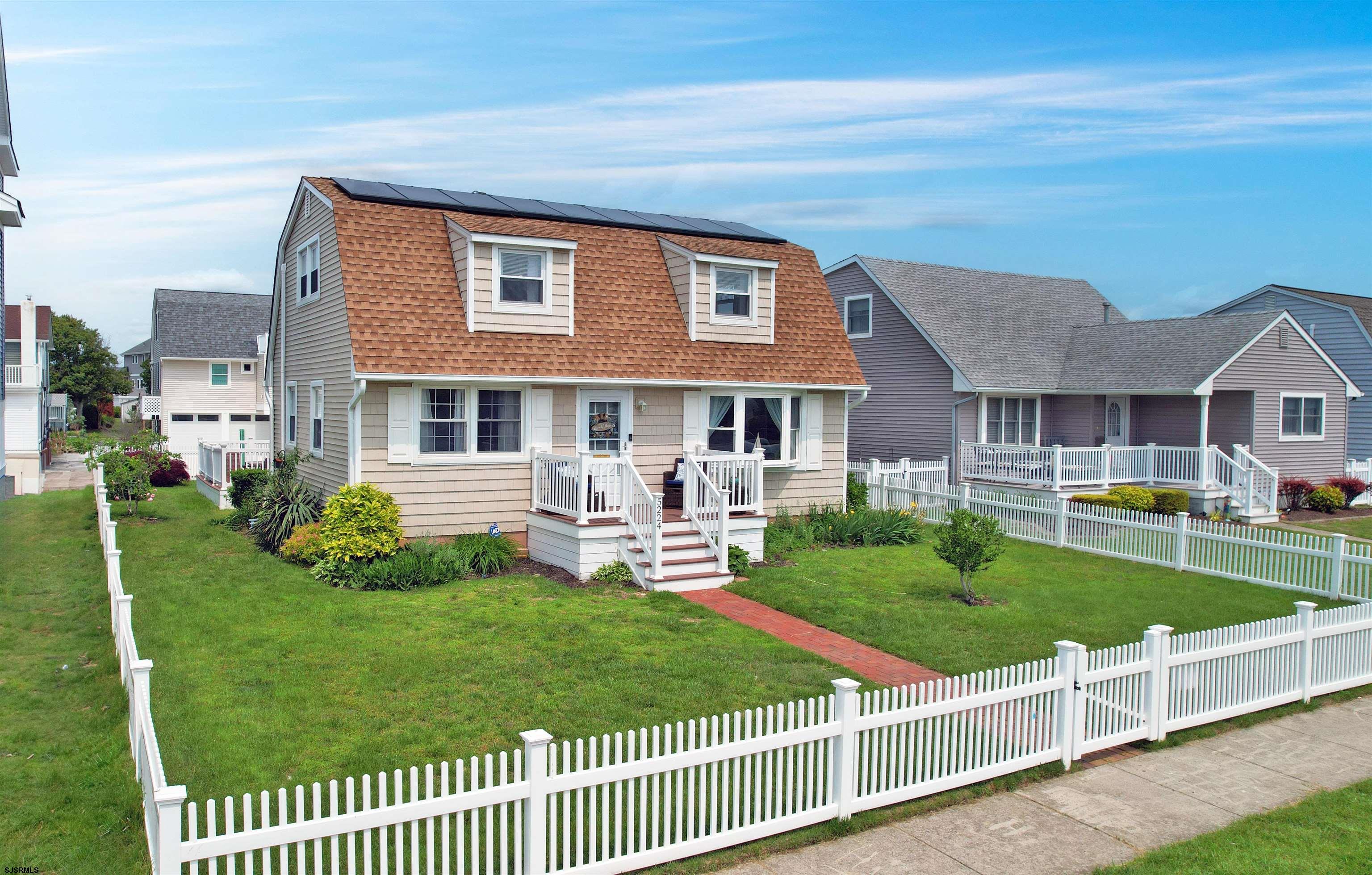5224 Bay Ave
