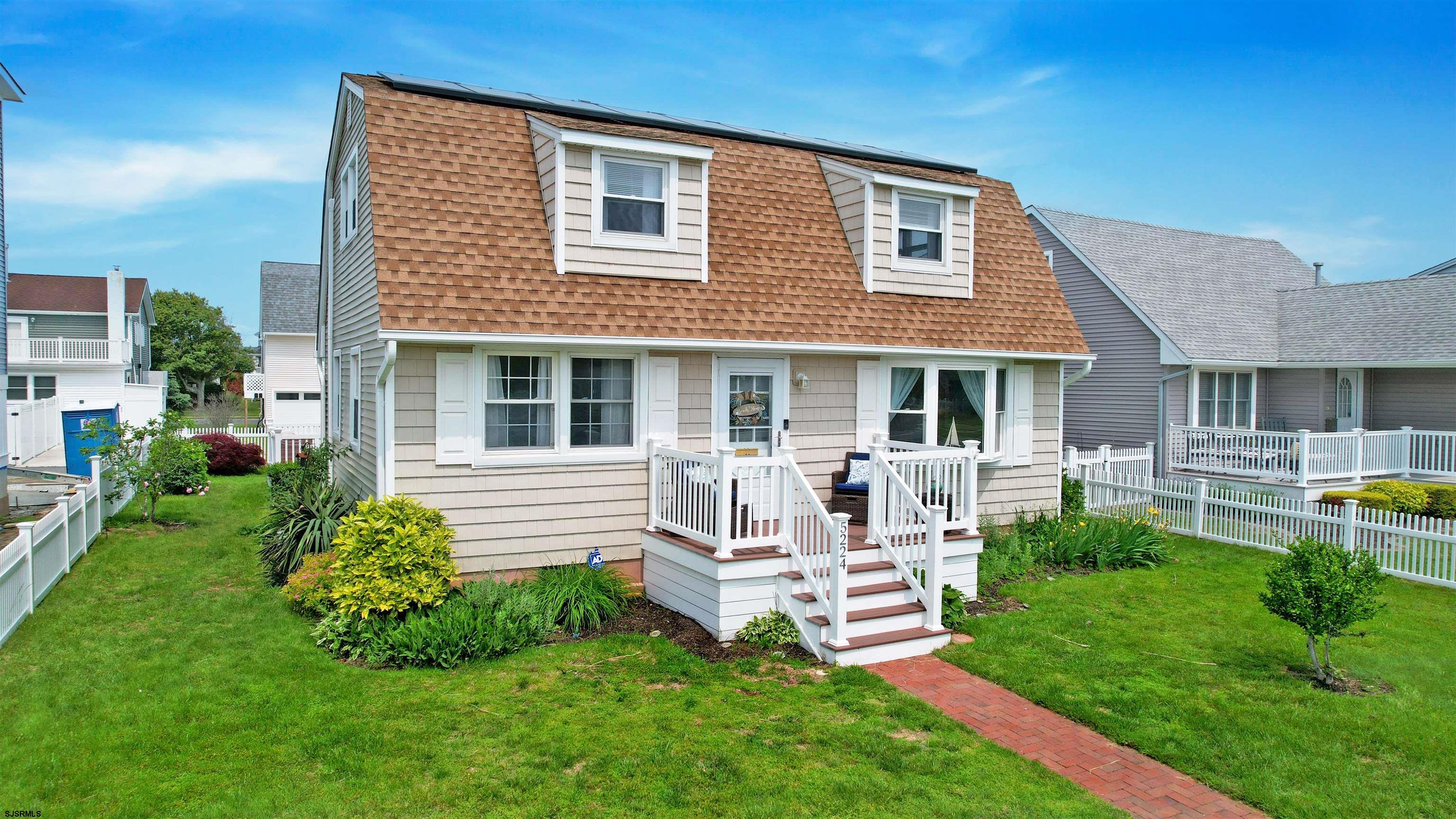 5224 Bay Ave