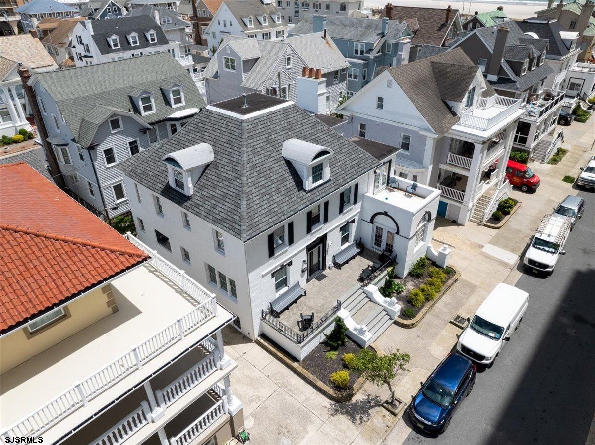 Ventnor, New Jersey 08406, United States, 7 Bedrooms Bedrooms, ,5 BathroomsBathrooms,Residential,Active,135602