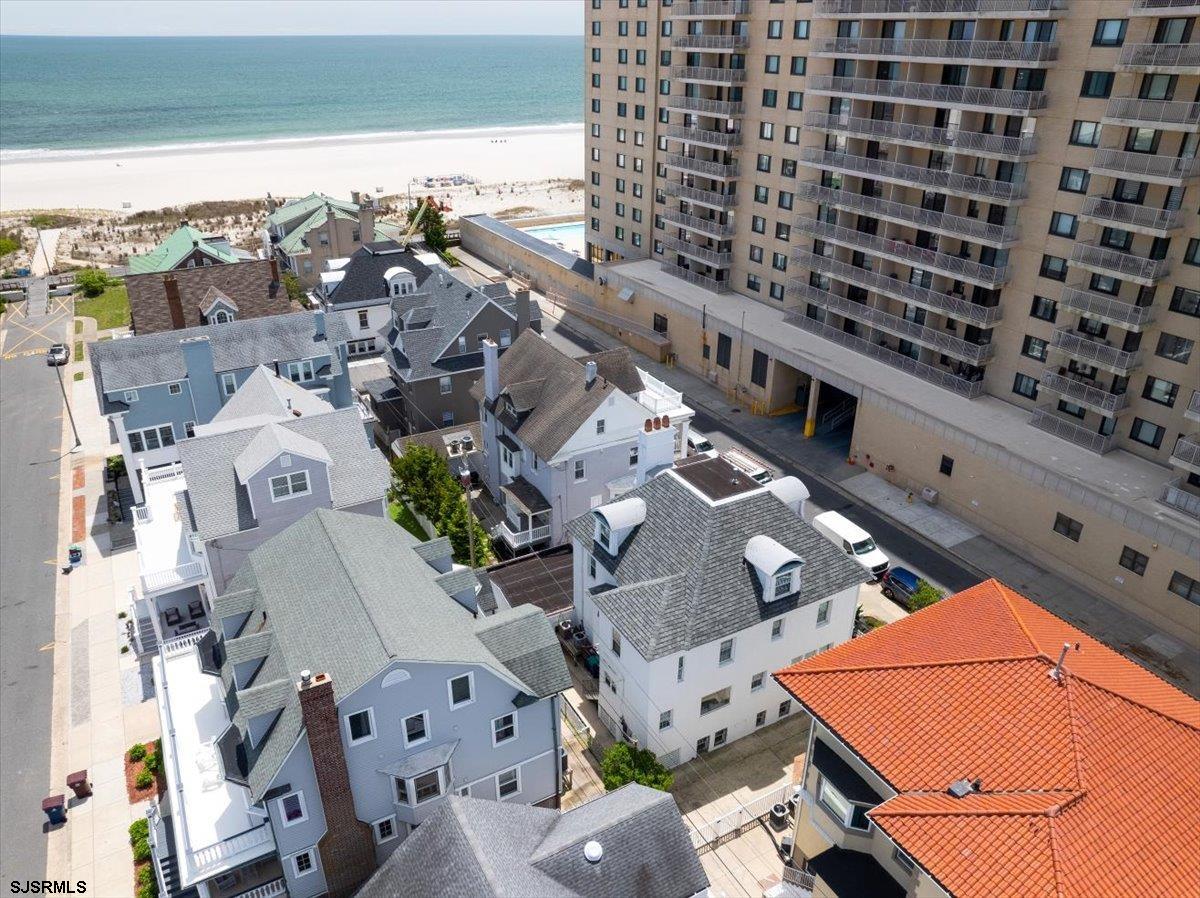 Ventnor, New Jersey 08406, United States, 7 Bedrooms Bedrooms, ,5 BathroomsBathrooms,Residential,Active,135602