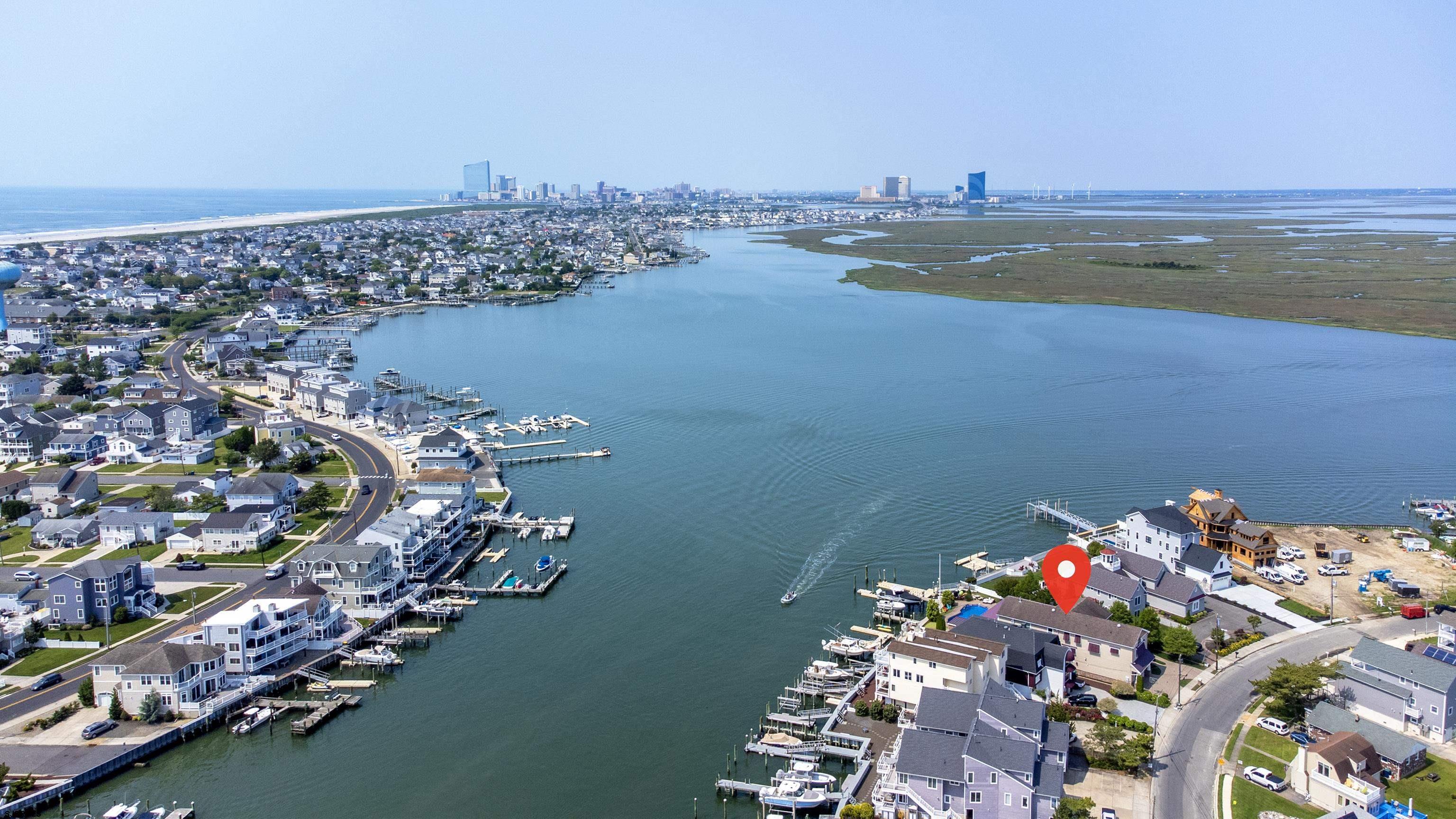 458 W Shore Dr