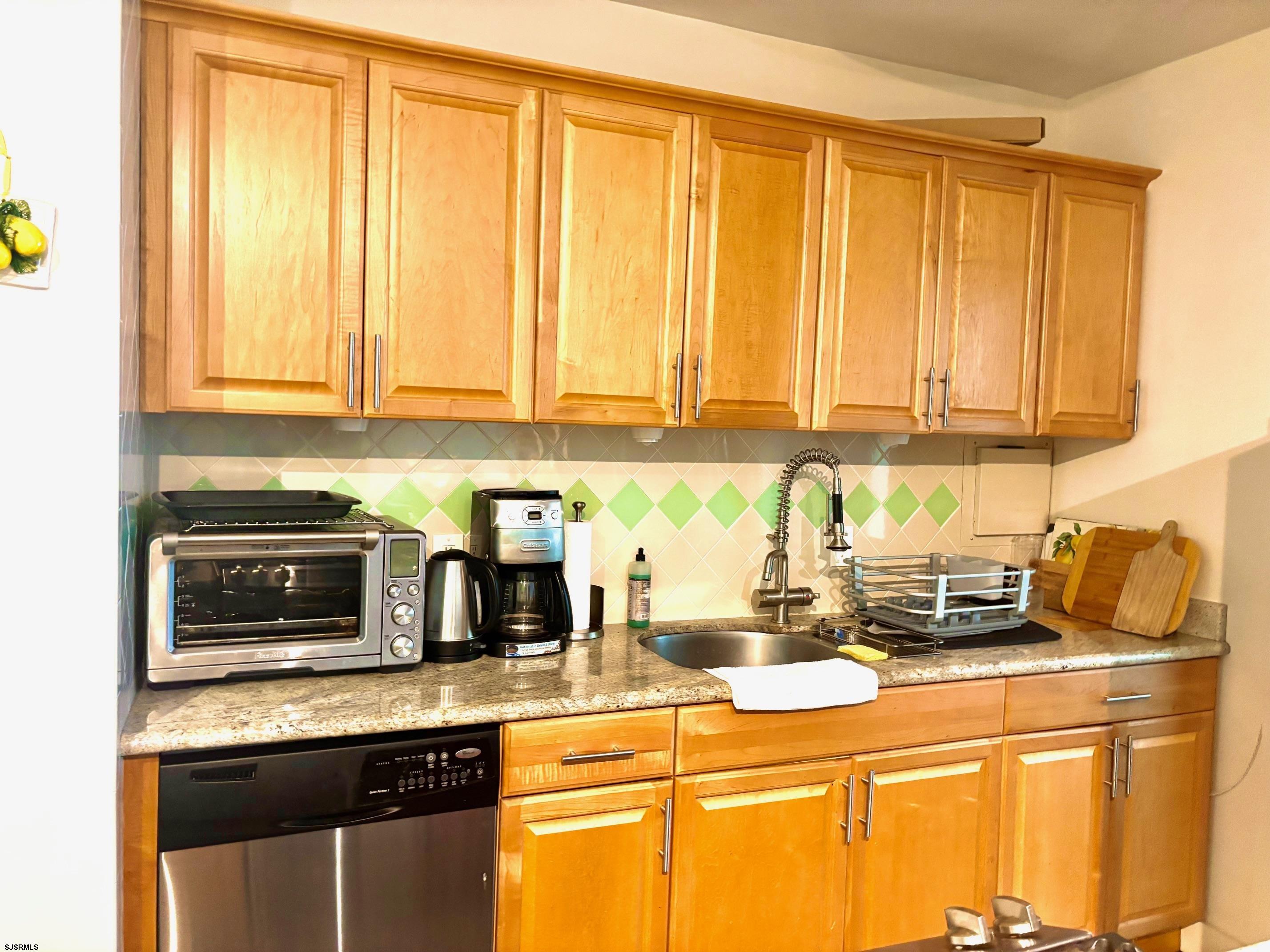 Atlantic City, New Jersey 08401, United States, 1 Bedroom Bedrooms, ,1 BathroomBathrooms,Residential,Active,159939