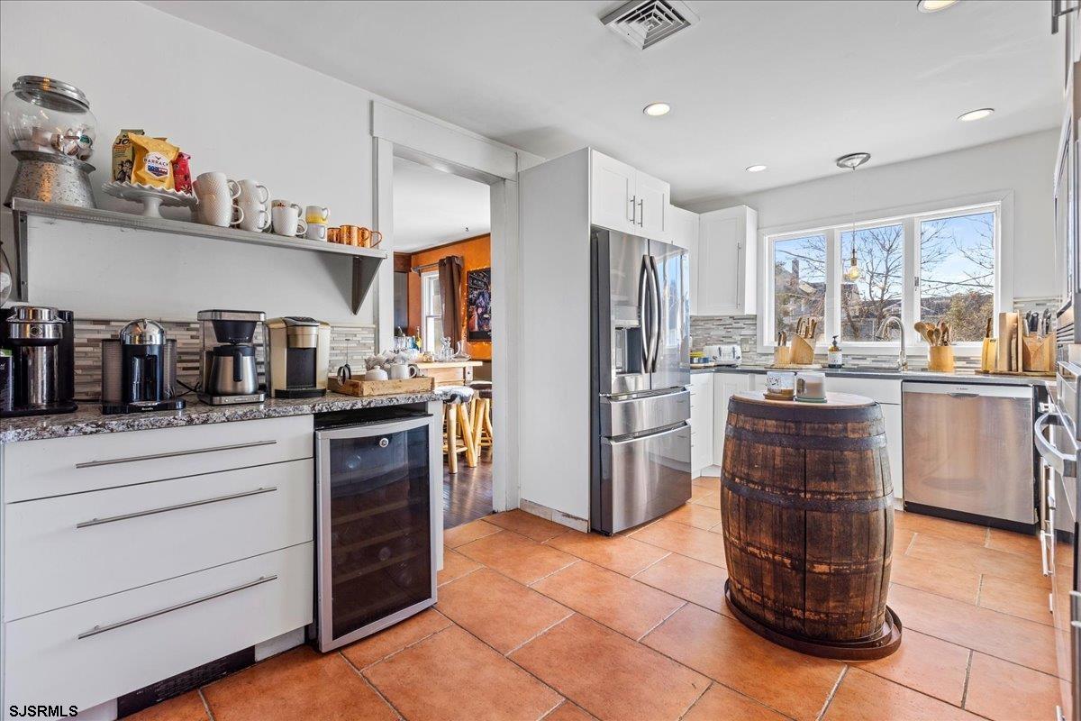 Ocean City, New Jersey 08226, United States, 5 Bedrooms Bedrooms, ,3 BathroomsBathrooms,Residential,Active,27819