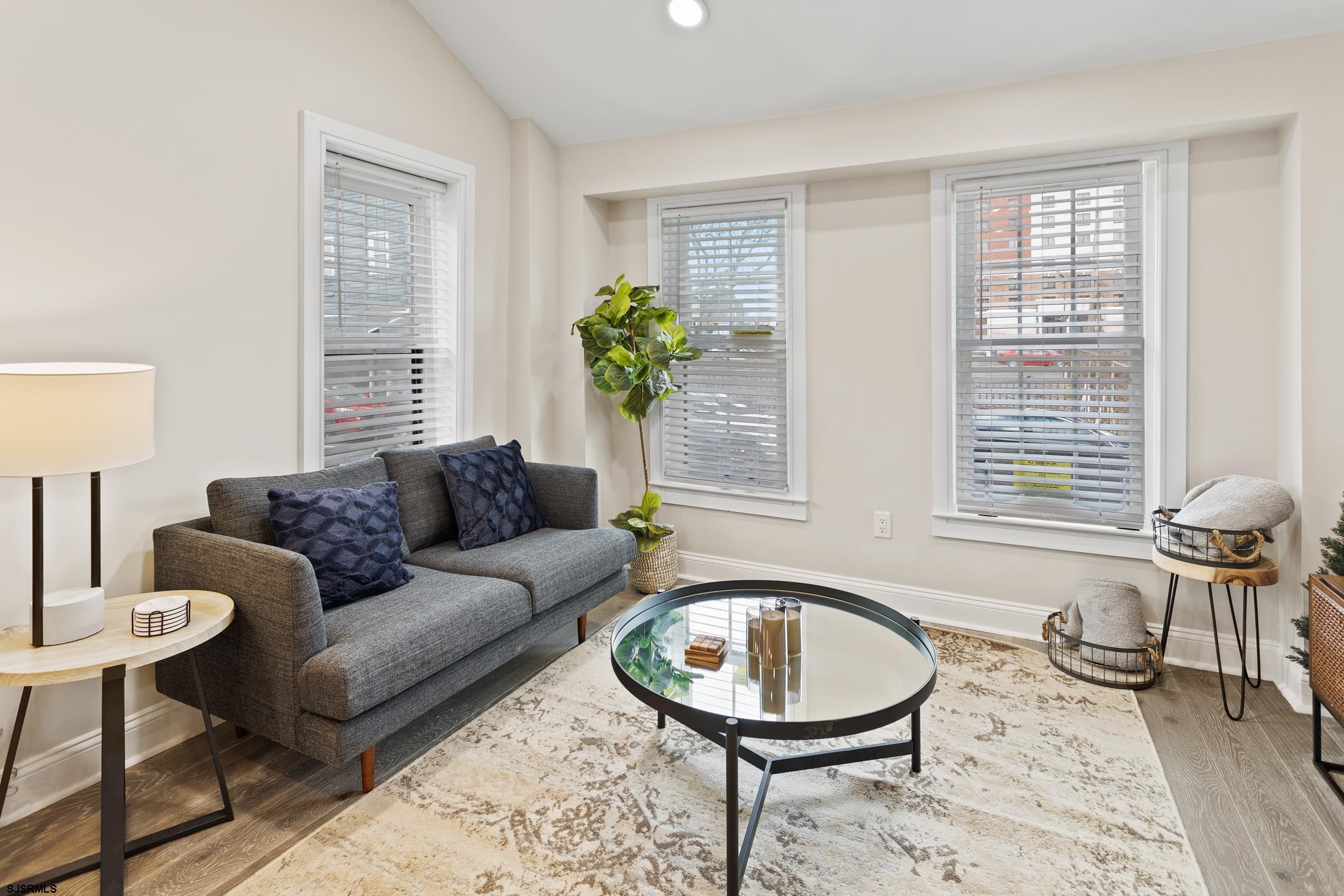 Atlantic City, New Jersey 08401, United States, 5 Bedrooms Bedrooms, ,3 BathroomsBathrooms,Residential,Active,158136