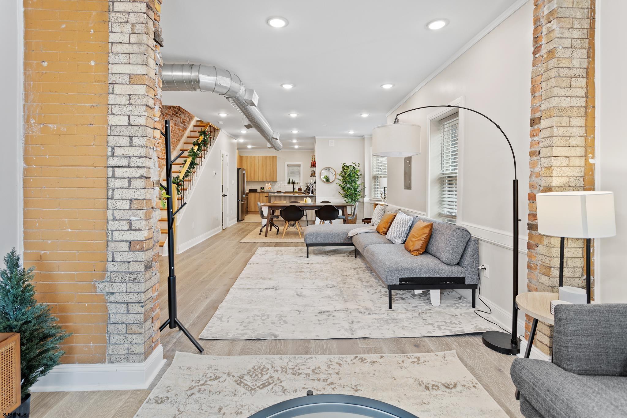 Atlantic City, New Jersey 08401, United States, 5 Bedrooms Bedrooms, ,3 BathroomsBathrooms,Residential,Active,158136