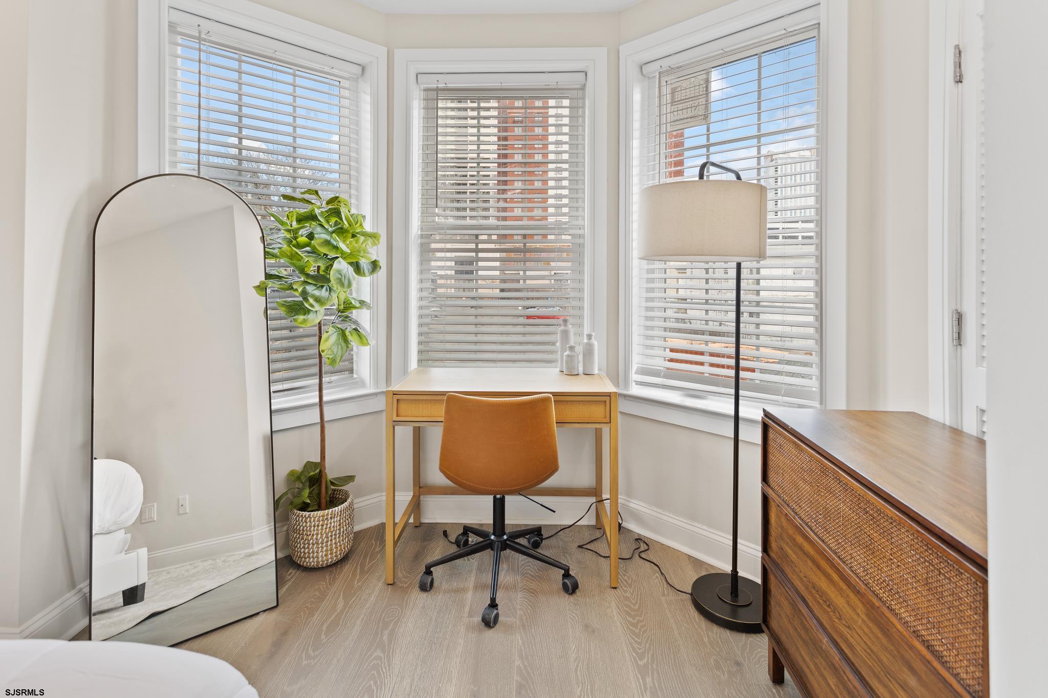 Atlantic City, New Jersey 08401, United States, 5 Bedrooms Bedrooms, ,3 BathroomsBathrooms,Residential,Active,158136