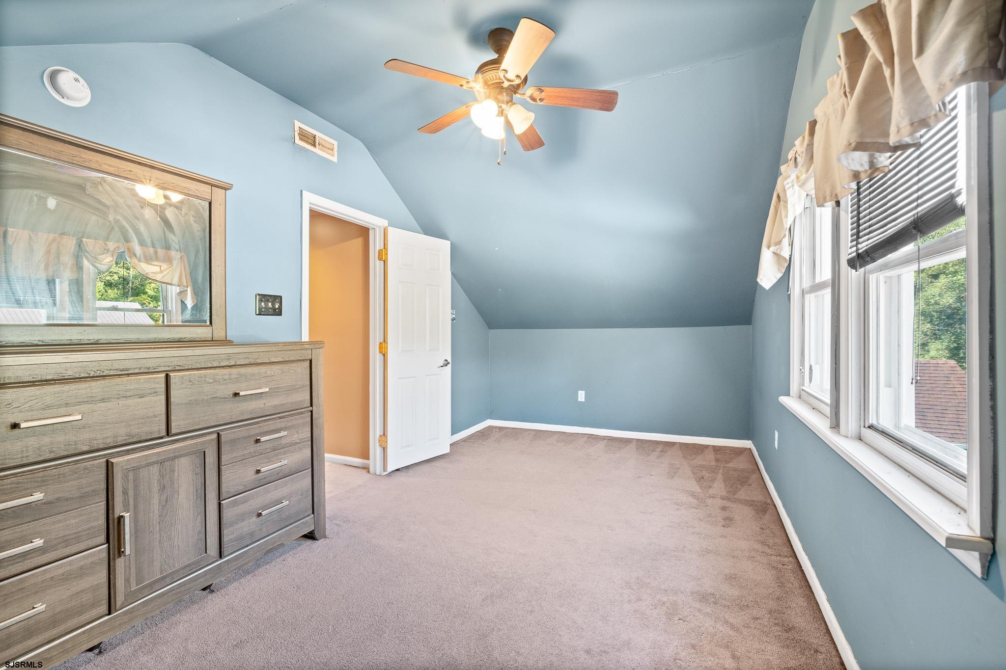 Petersburg, New Jersey 08270, United States, 4 Bedrooms Bedrooms, ,3 BathroomsBathrooms,Residential,Active,215191