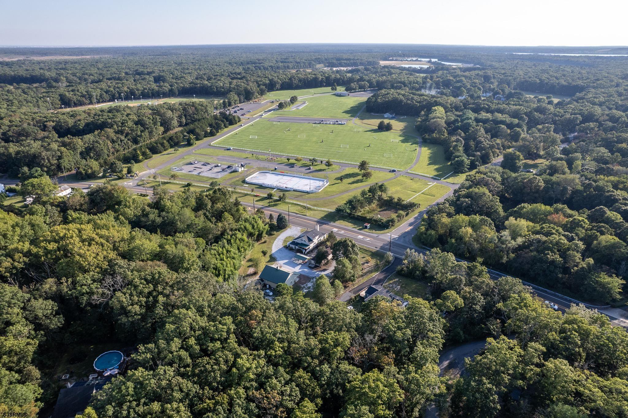 Petersburg, New Jersey 08270, United States, 4 Bedrooms Bedrooms, ,3 BathroomsBathrooms,Residential,Active,215191