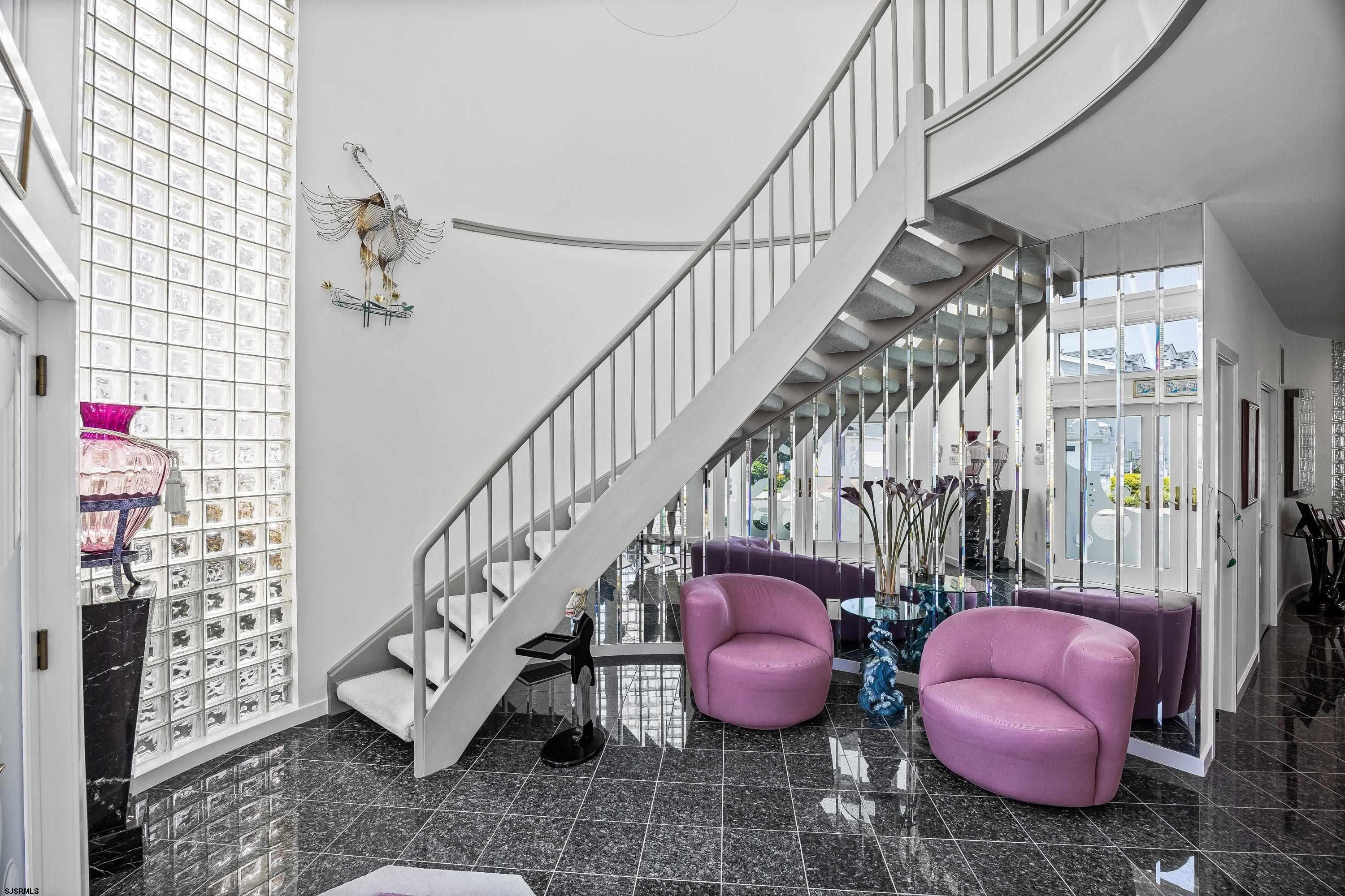 20 Gilbert Ln