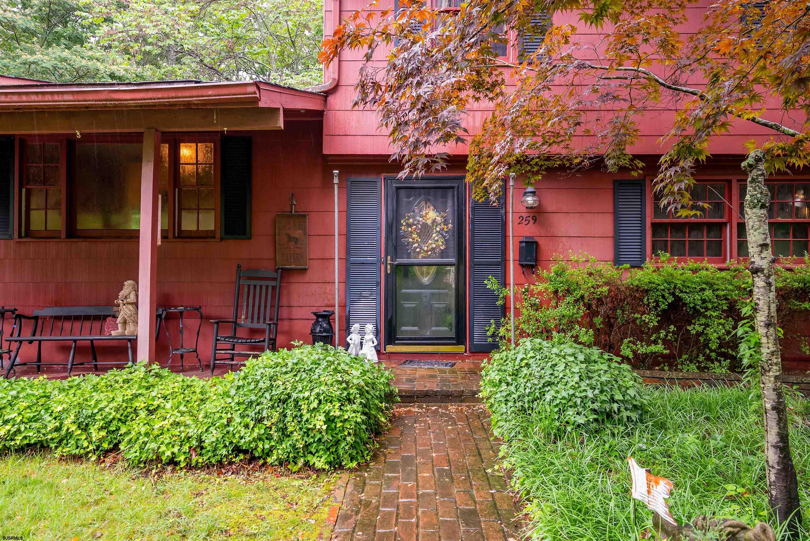 259 E Ridgewood Ave