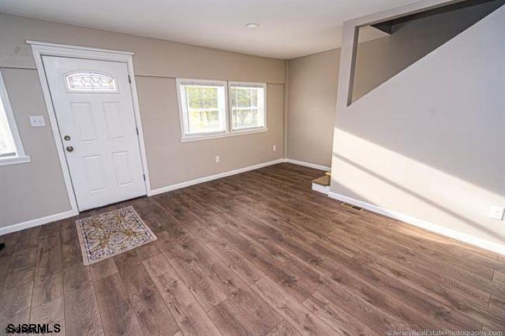 Somers Point, New Jersey 08244, United States, 3 Bedrooms Bedrooms, ,2 BathroomsBathrooms,Residential,Active,230077