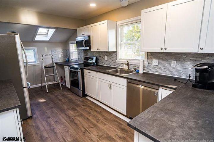 Somers Point, New Jersey 08244, United States, 3 Bedrooms Bedrooms, ,2 BathroomsBathrooms,Residential,Active,230077