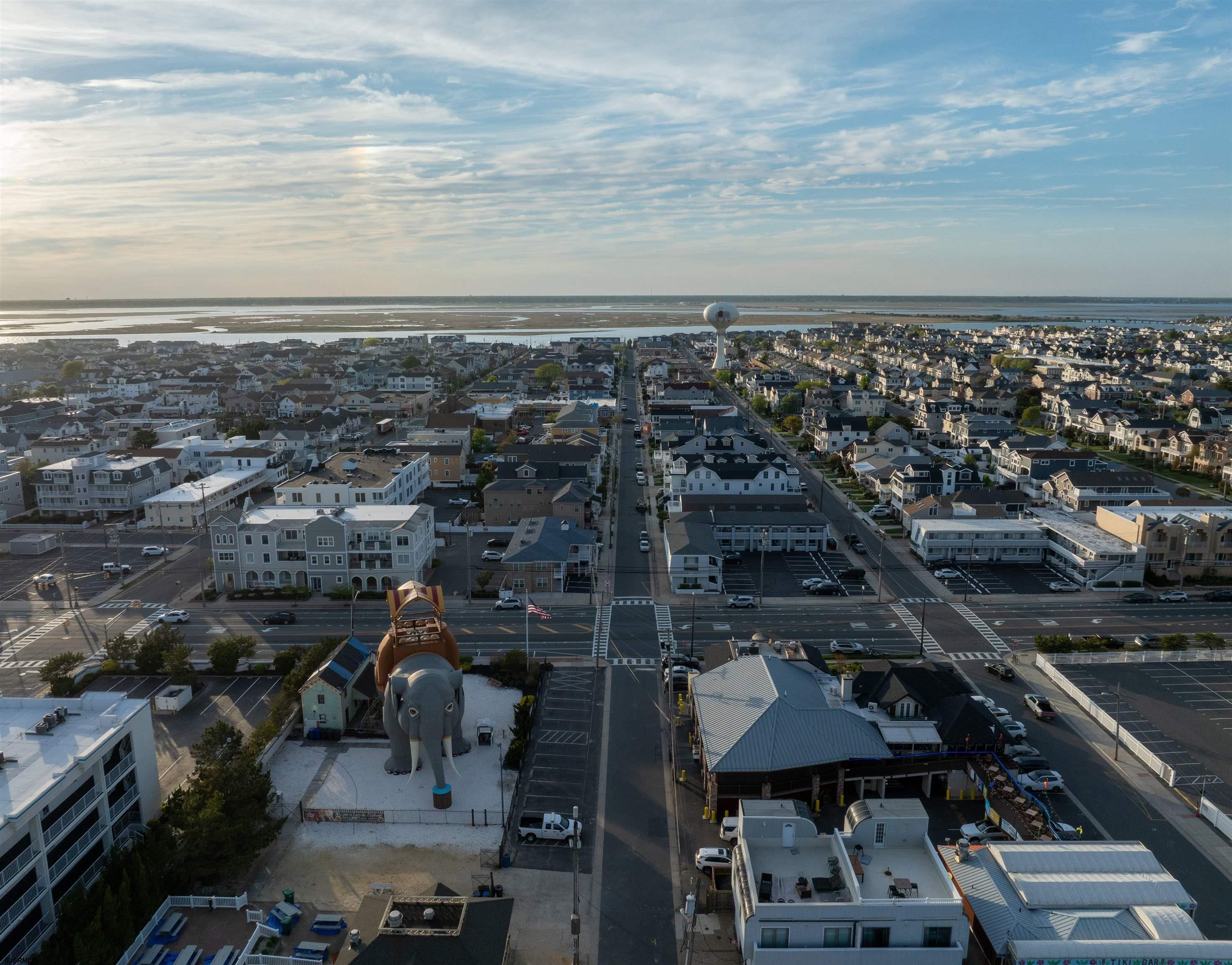 Margate, New Jersey 08402, United States, 2 Bedrooms Bedrooms, ,2 BathroomsBathrooms,Residential,Active,220617