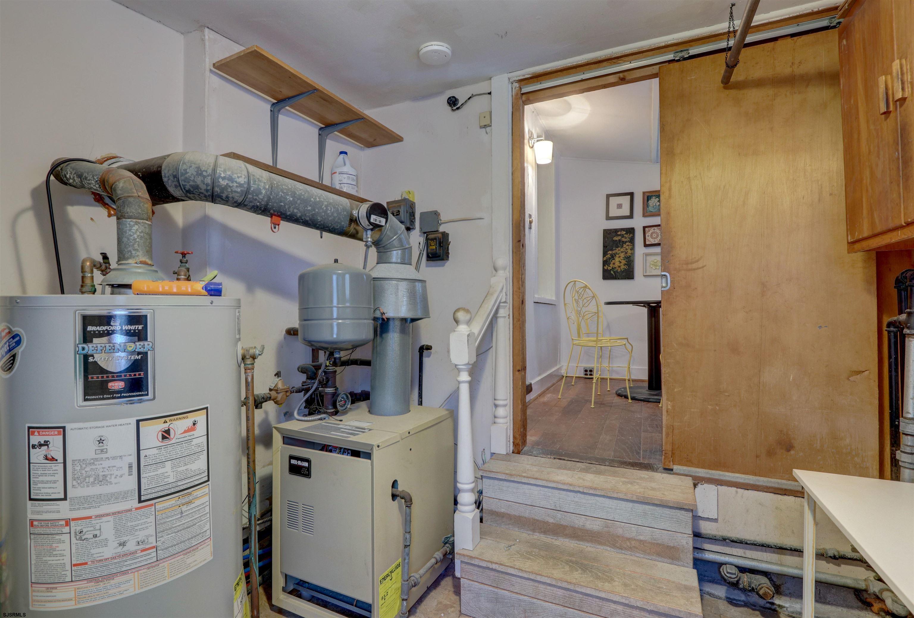 Margate, New Jersey 08402, United States, 2 Bedrooms Bedrooms, ,2 BathroomsBathrooms,Residential,Active,220617