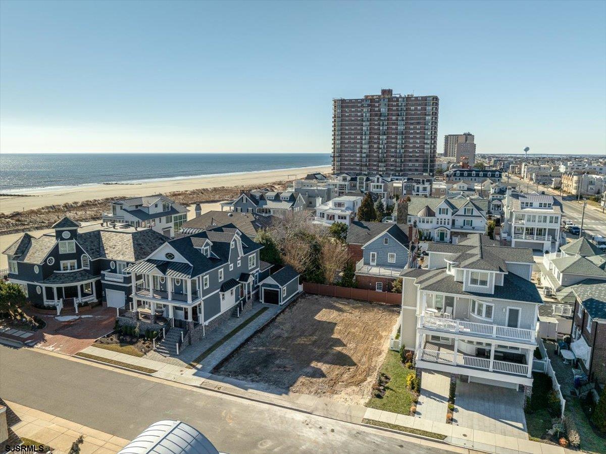 Margate, New Jersey 08402, United States, 5 Bedrooms Bedrooms, ,6 BathroomsBathrooms,Residential,Active,187050
