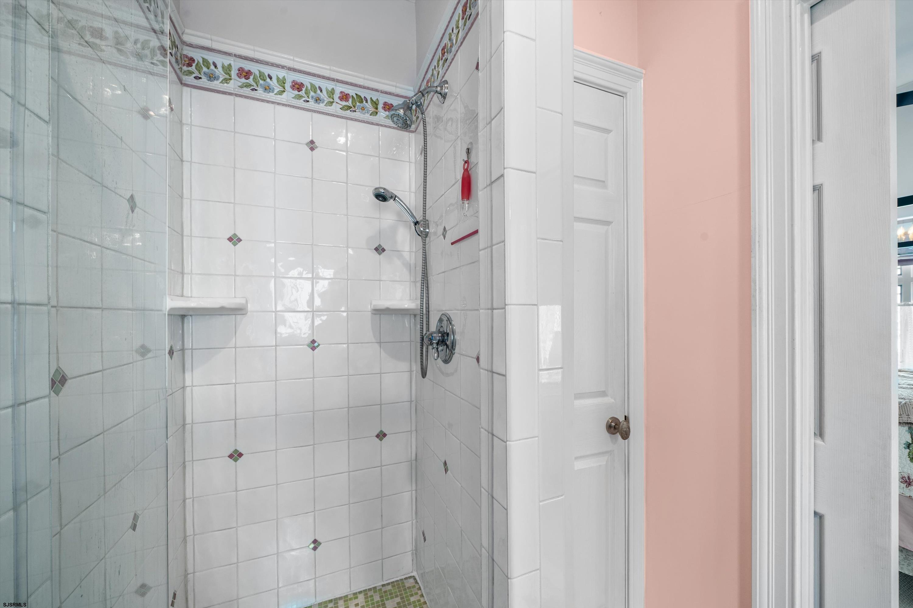 Ocean City, New Jersey 08226, United States, 5 Bedrooms Bedrooms, ,5 BathroomsBathrooms,Residential,Active,208036