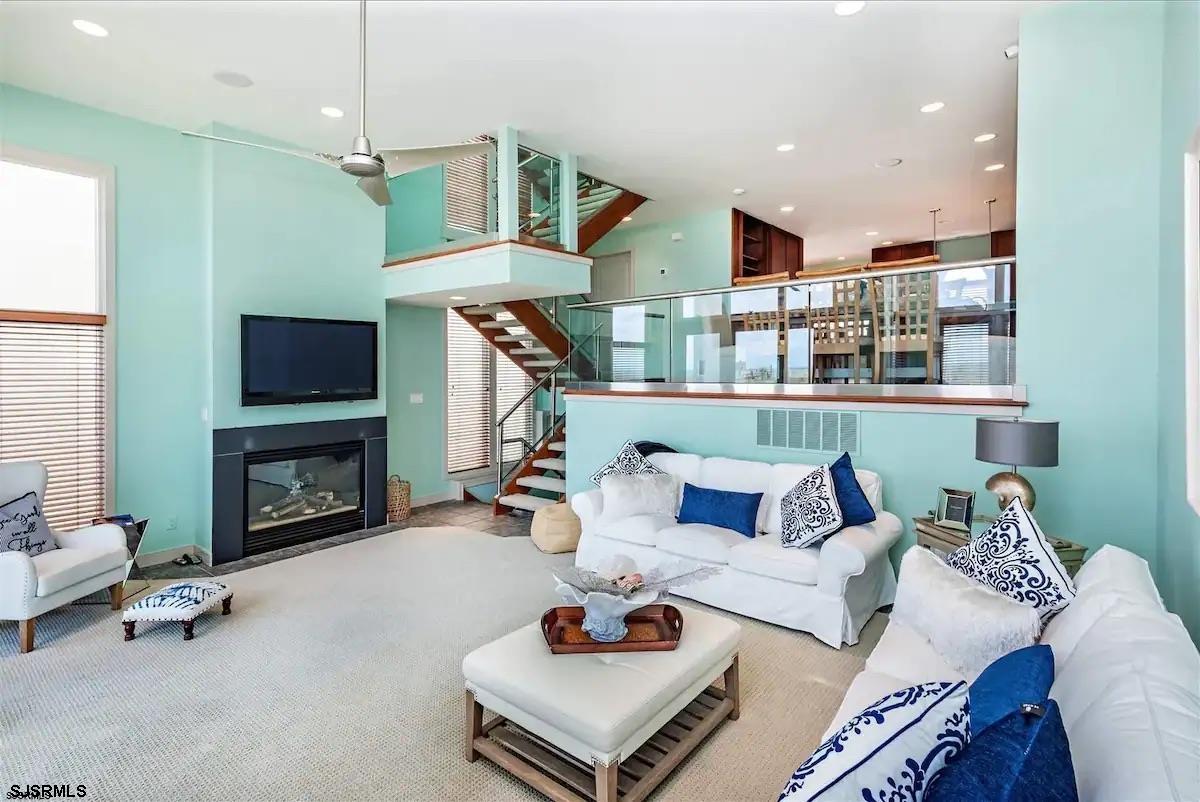 Atlantic City, New Jersey 08401, United States, 4 Bedrooms Bedrooms, ,4 BathroomsBathrooms,Residential,Active,254426