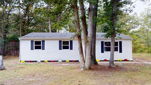 Homes For Sale - 418 Melon Ave<br/> Egg Harbor City, NJ 08215