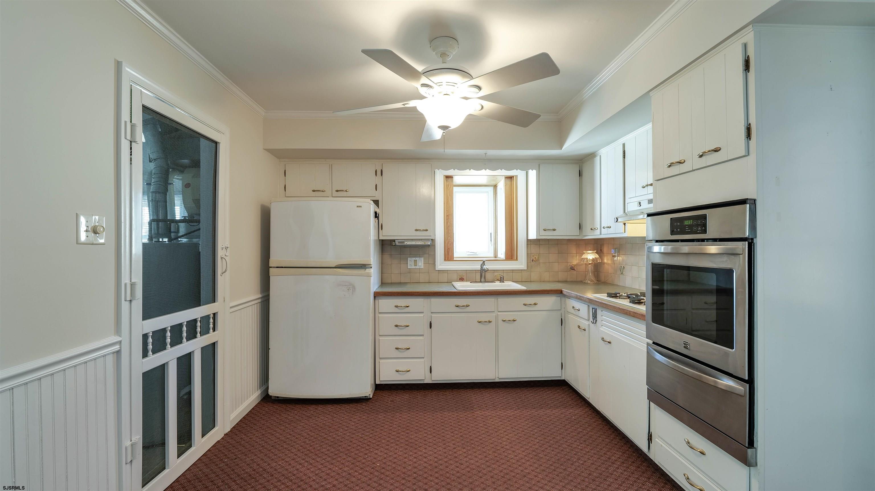 Somers Point, New Jersey 08244, United States, 2 Bedrooms Bedrooms, ,2 BathroomsBathrooms,Residential,Pending,93619