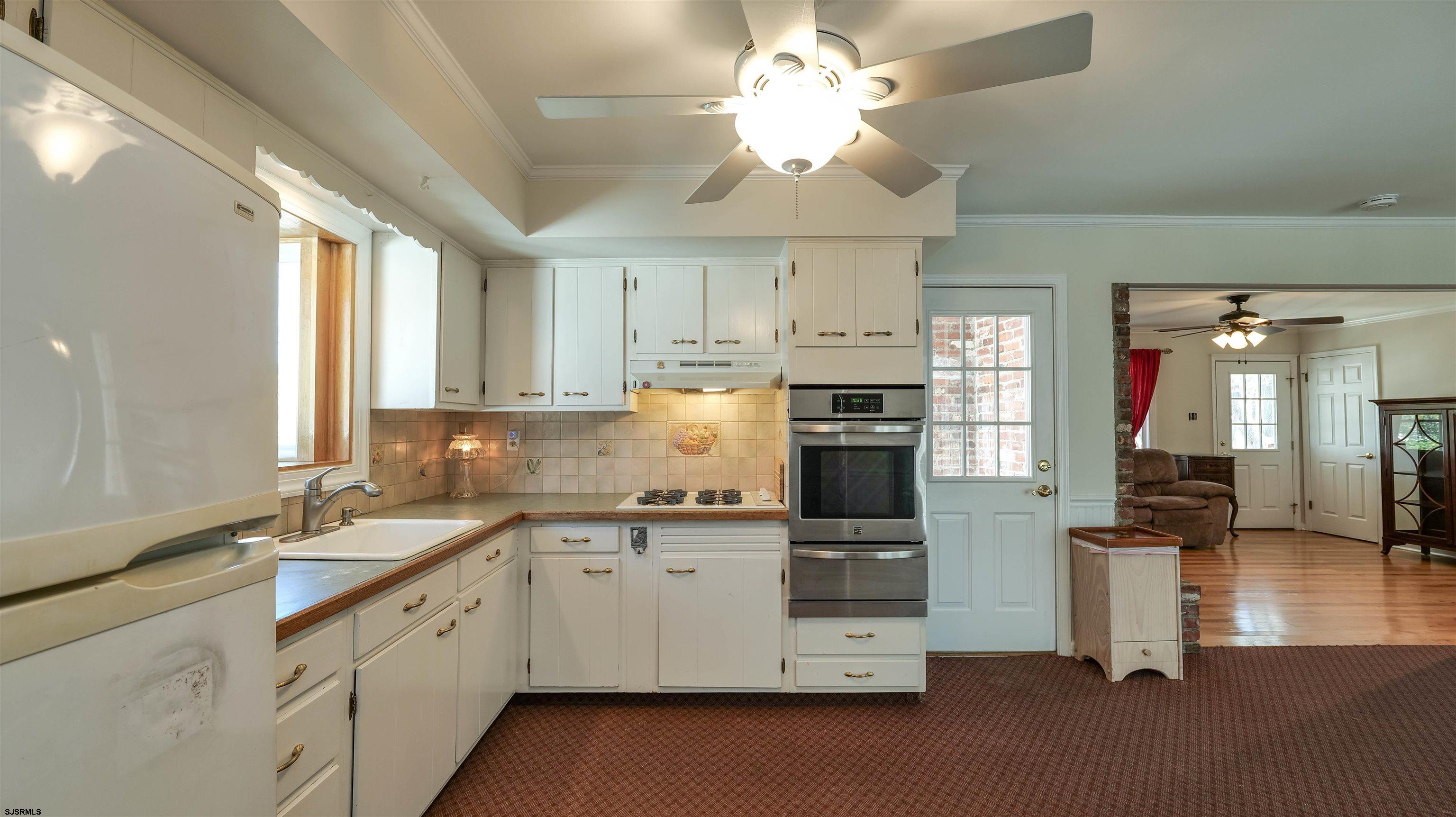 Somers Point, New Jersey 08244, United States, 2 Bedrooms Bedrooms, ,2 BathroomsBathrooms,Residential,Pending,93619