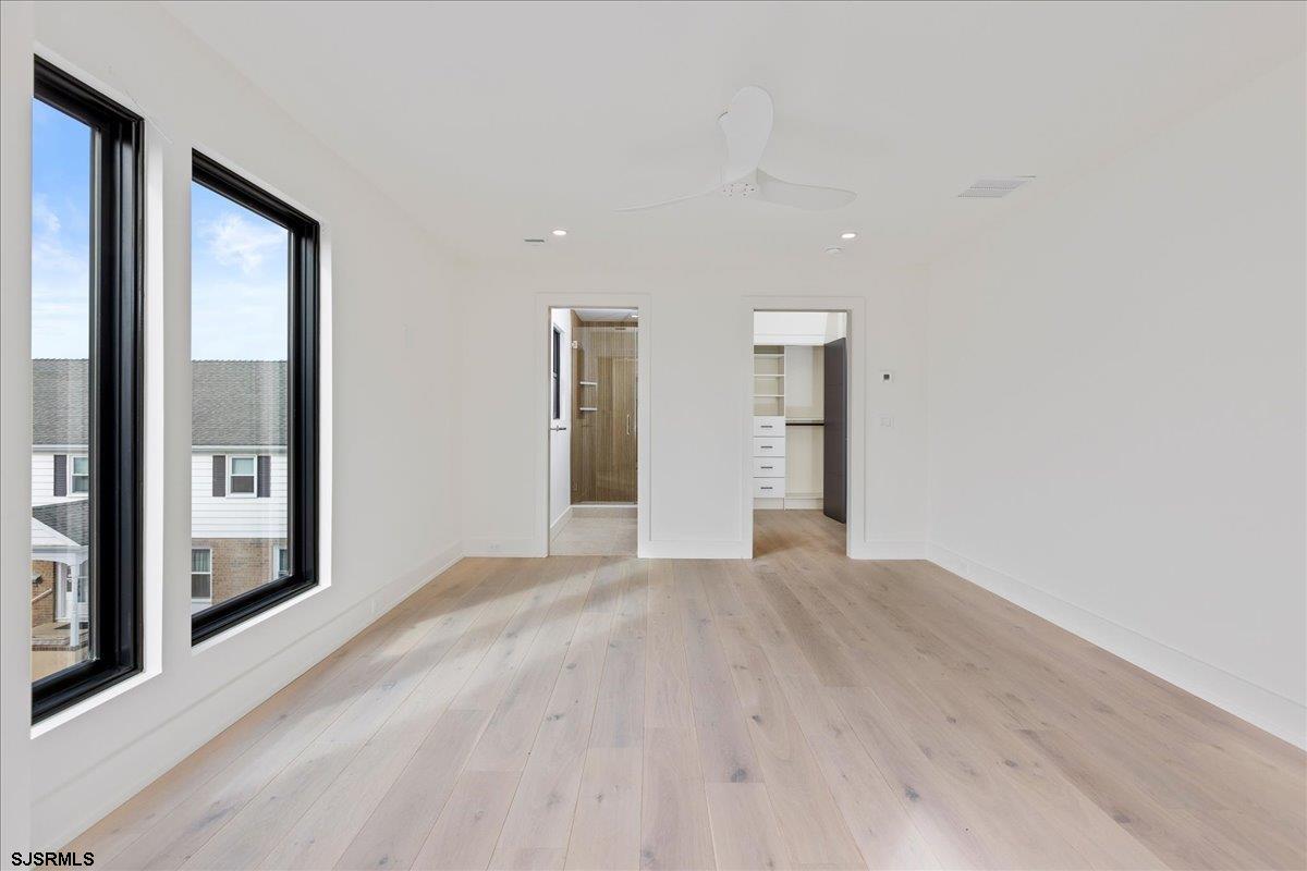 Margate, New Jersey 08402, United States, 6 Bedrooms Bedrooms, ,7 BathroomsBathrooms,Residential,Pending,9310