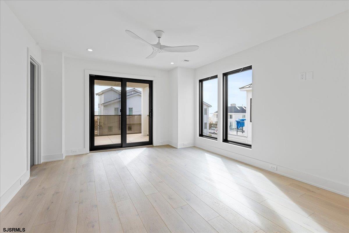 Margate, New Jersey 08402, United States, 6 Bedrooms Bedrooms, ,7 BathroomsBathrooms,Residential,Pending,9310