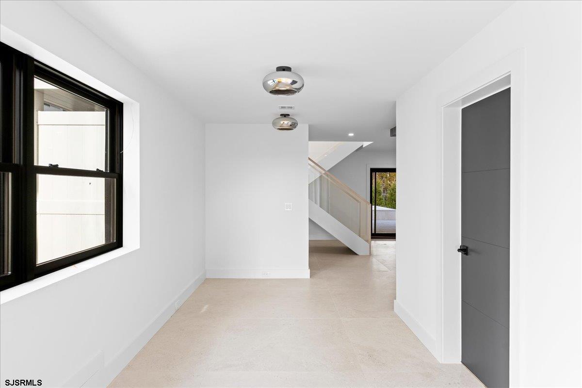 Margate, New Jersey 08402, United States, 6 Bedrooms Bedrooms, ,7 BathroomsBathrooms,Residential,Pending,9310