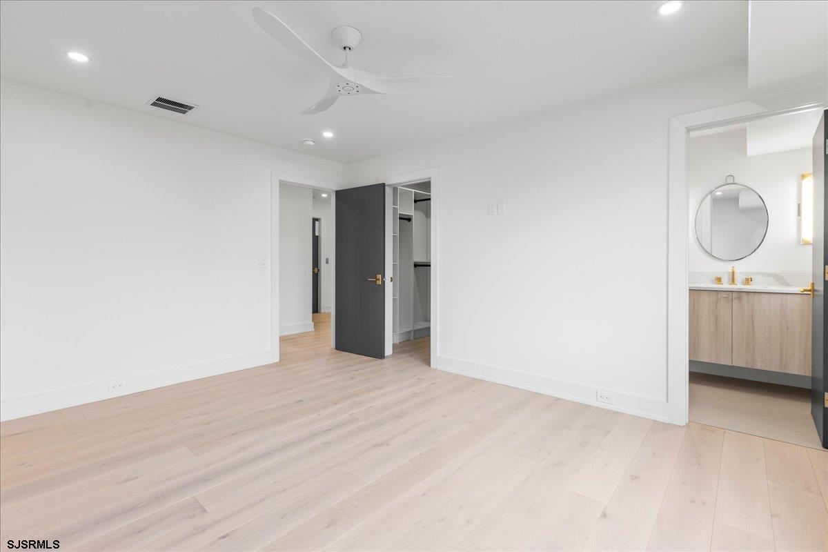 Margate, New Jersey 08402, United States, 6 Bedrooms Bedrooms, ,7 BathroomsBathrooms,Residential,Pending,9310