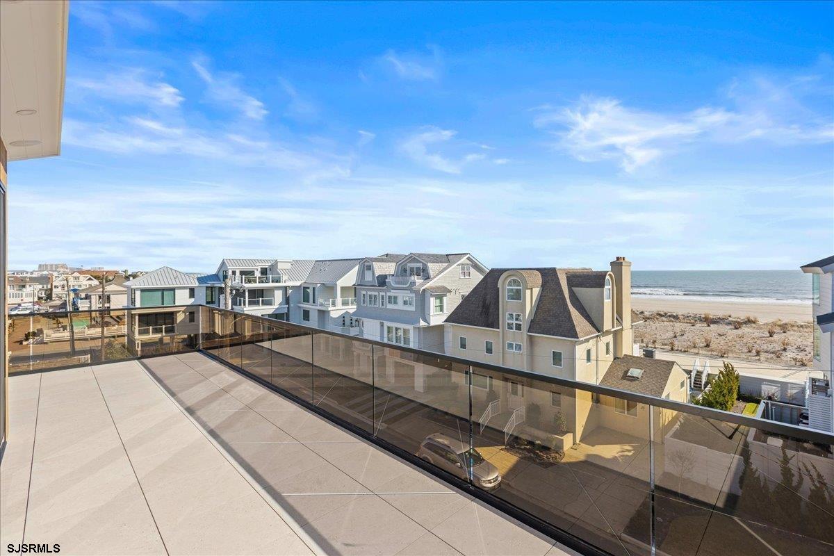 Margate, New Jersey 08402, United States, 6 Bedrooms Bedrooms, ,7 BathroomsBathrooms,Residential,Pending,9310